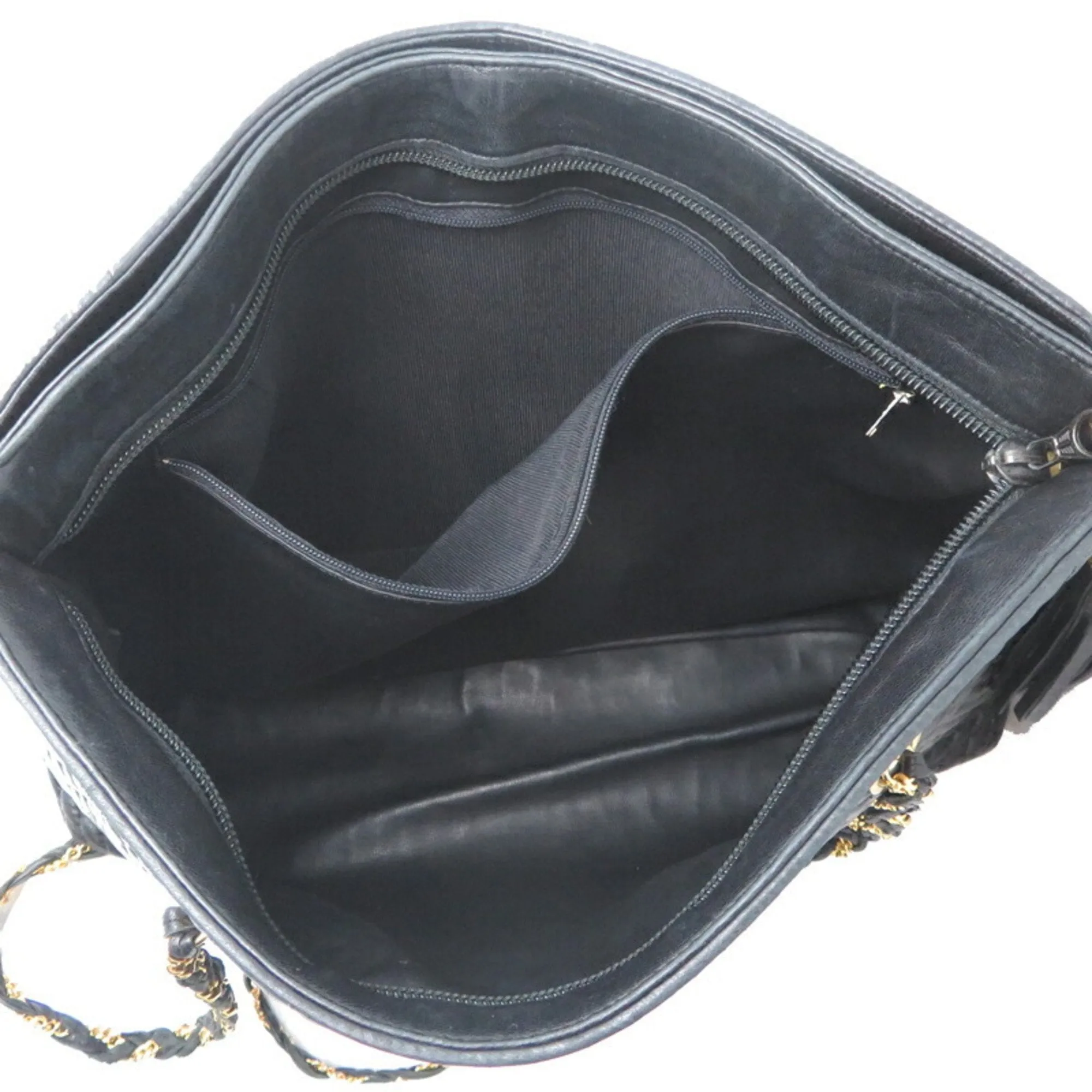 Bally Leather Shoulder Bag (Pre-Owned)