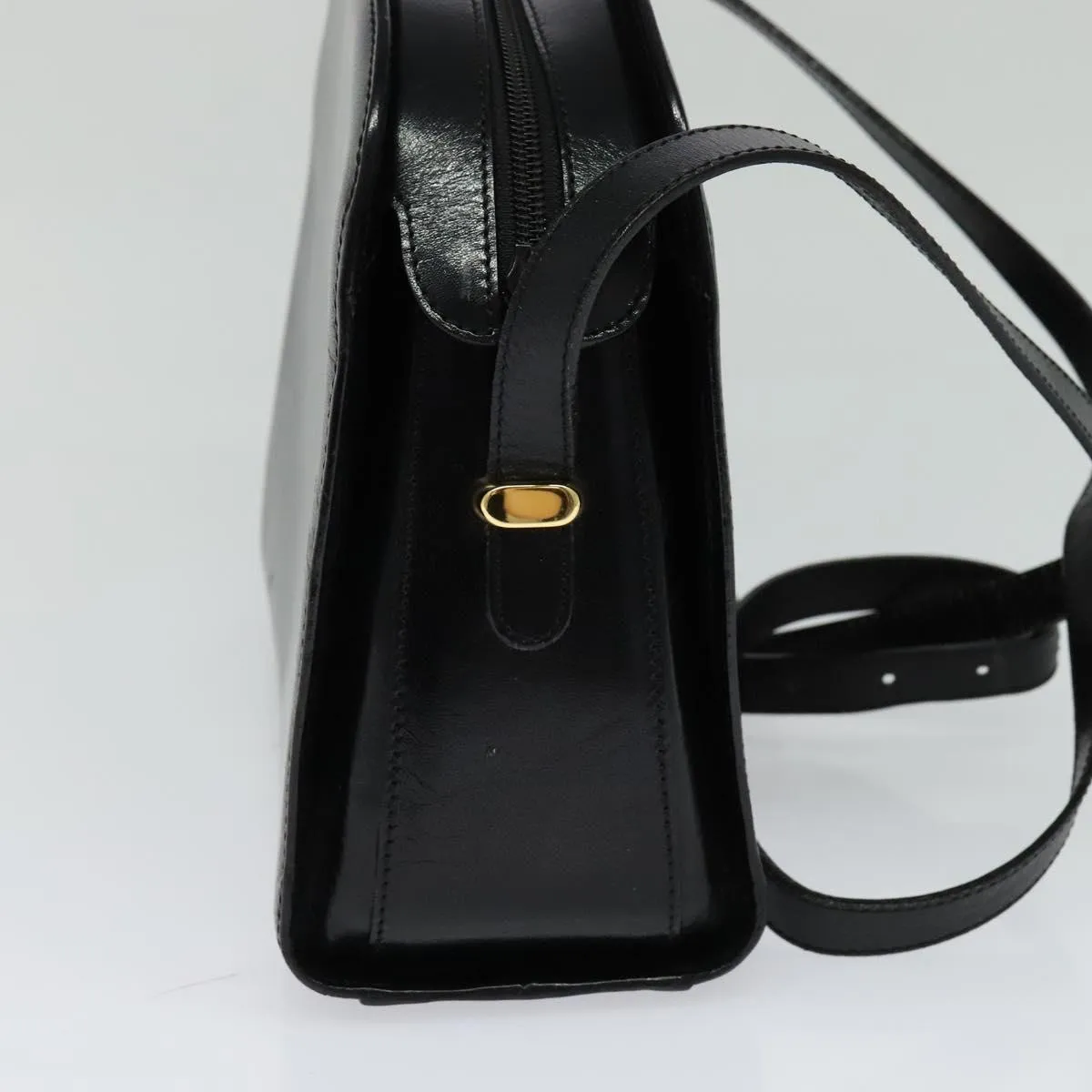 Bally Leather Shoulder Bag (Pre-Owned)