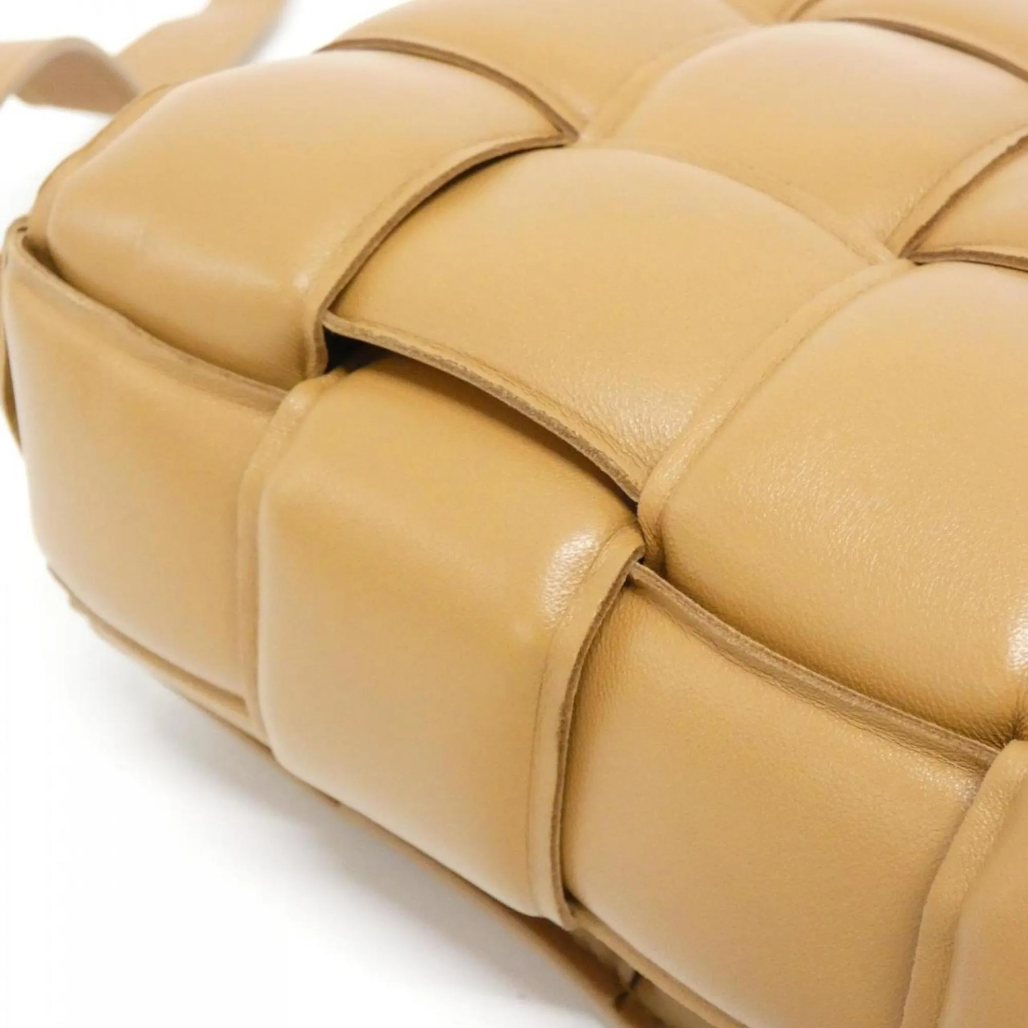 Bottega Veneta Camel Leather Shoulder Bag (Pre-Owned)