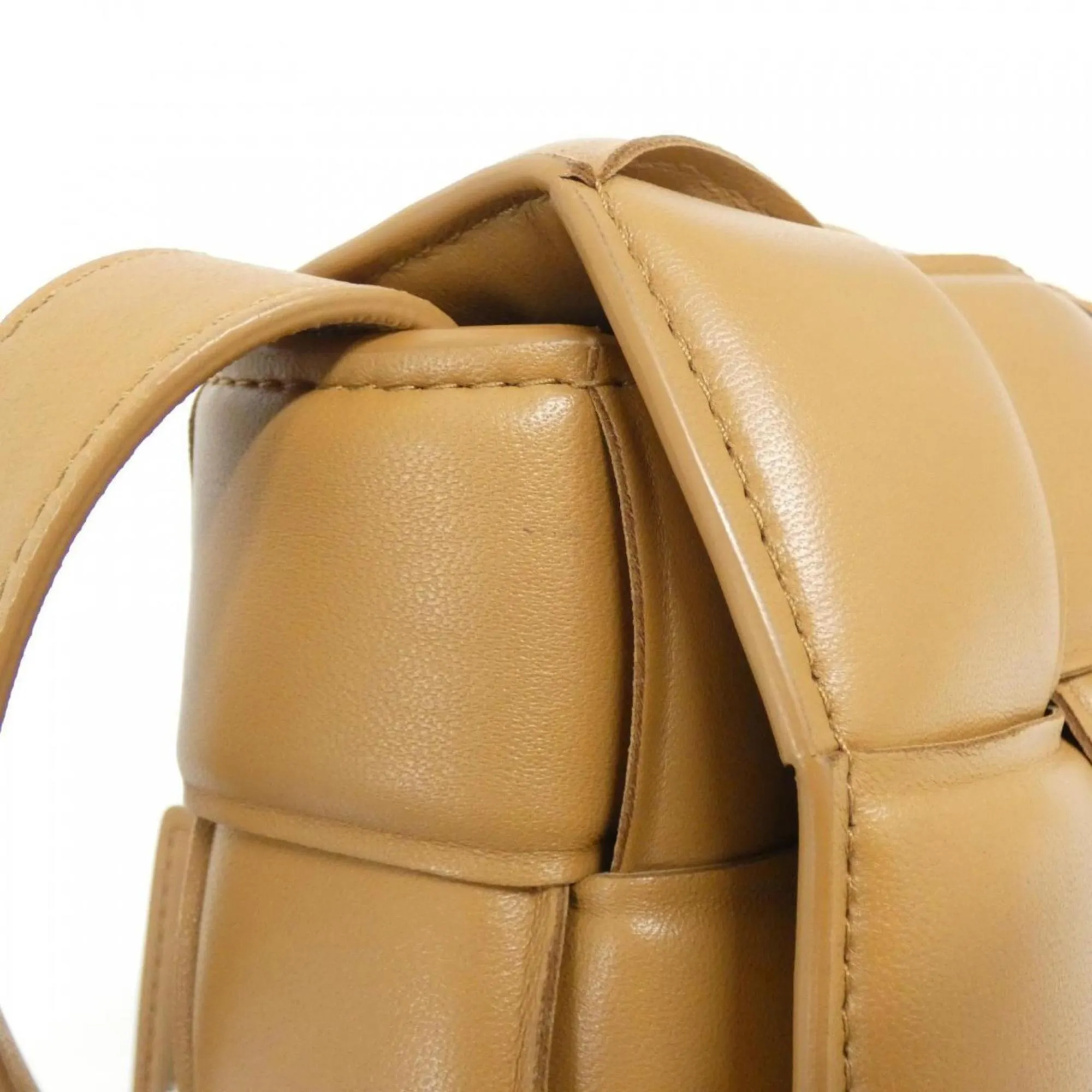 Bottega Veneta Camel Leather Shoulder Bag (Pre-Owned)
