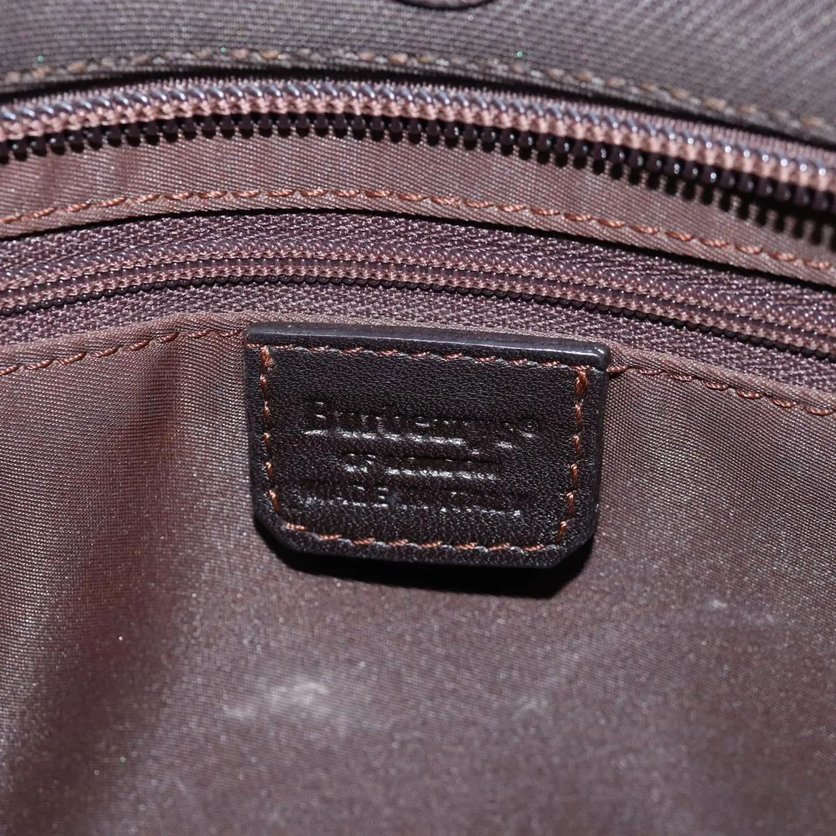 Burberry  Canvas Shoulder Bag (Pre-Owned)