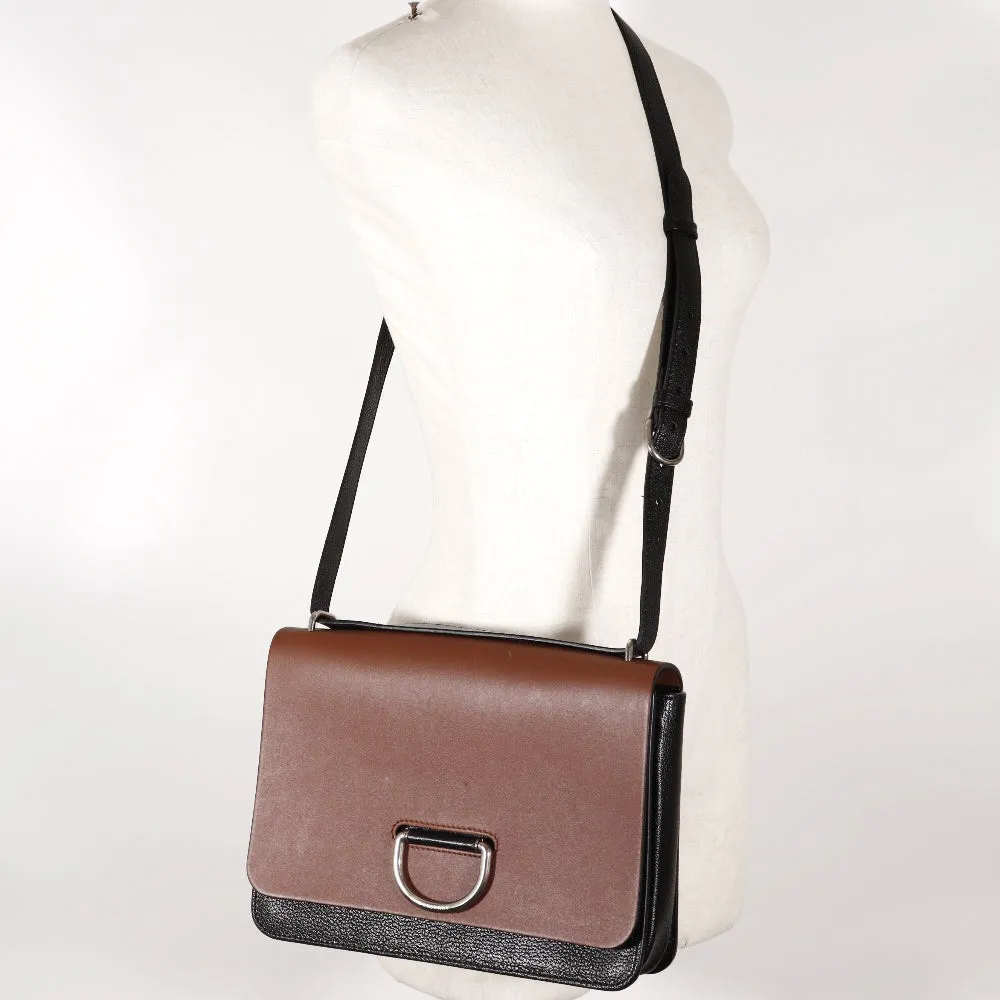 Burberry  Leather Shoulder Bag (Pre-Owned)