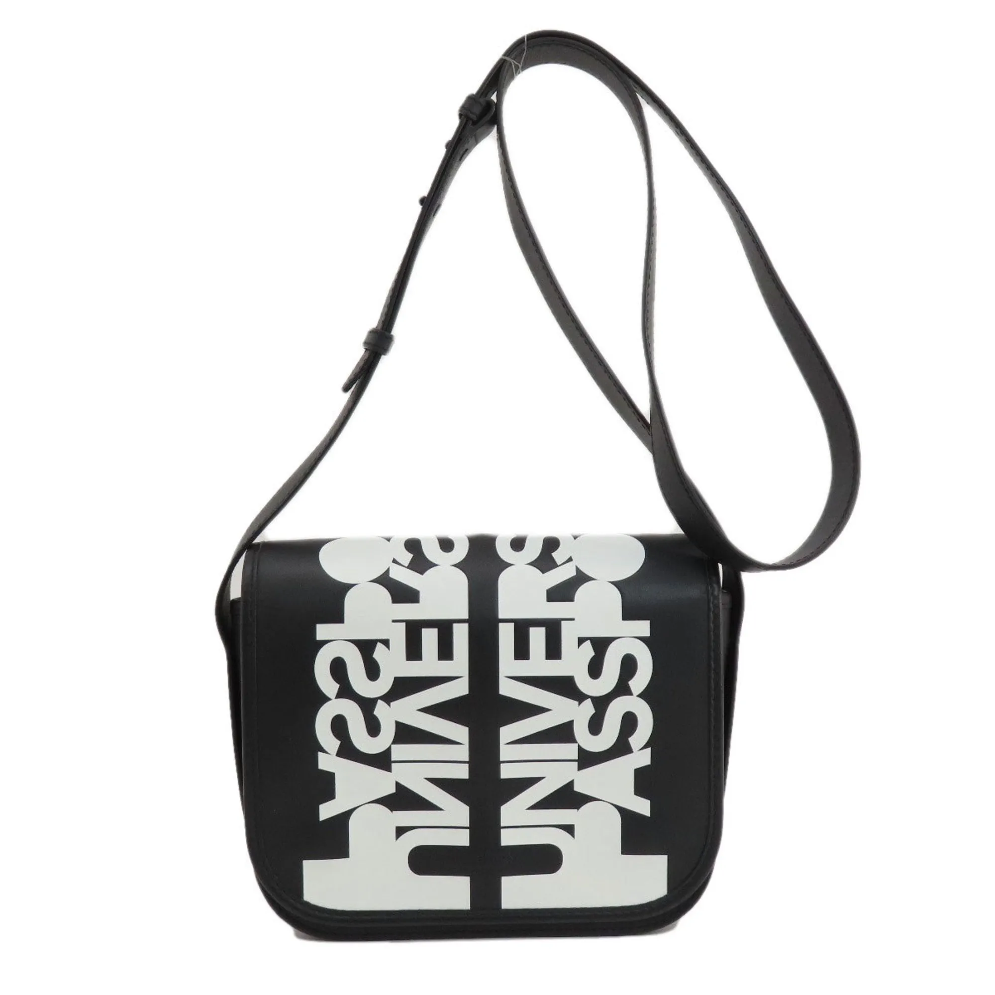 Burberry  Leather Shoulder Bag (Pre-Owned)