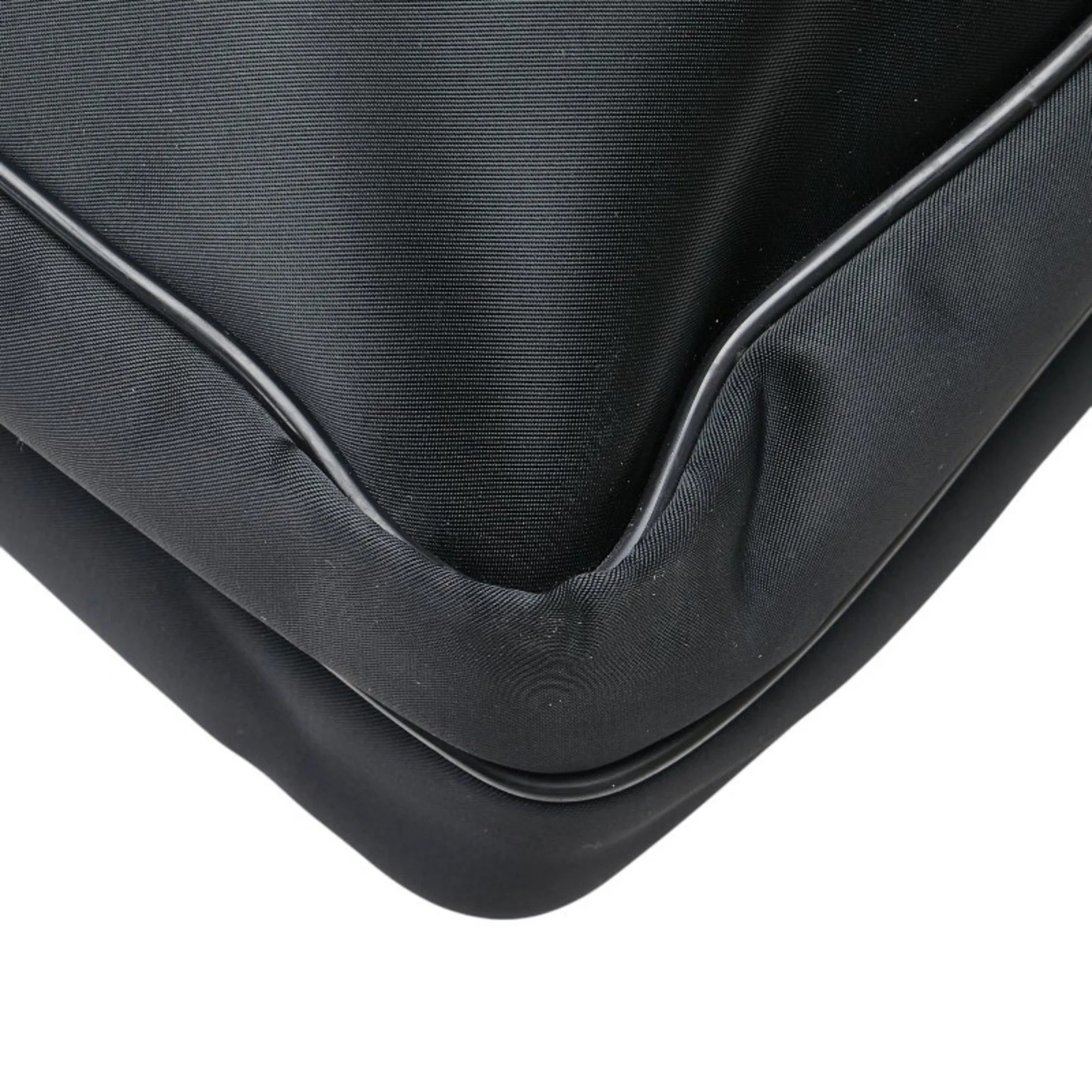 Burberry Nylon Leather Shoulder Bag (Pre-Owned)