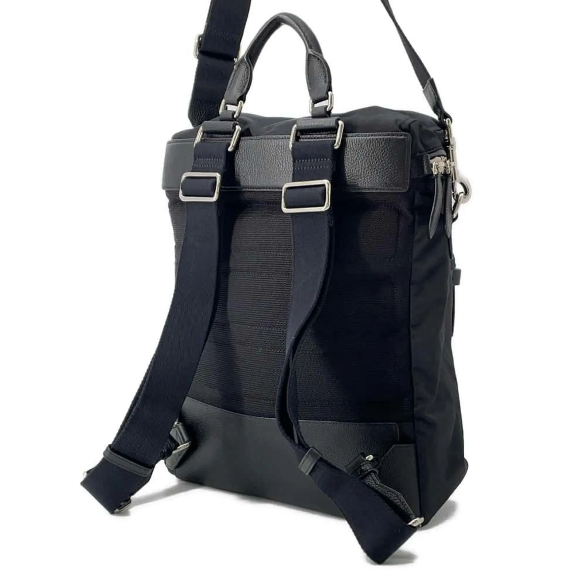 Burberry Nylon Shoulder Bag (Pre-Owned)