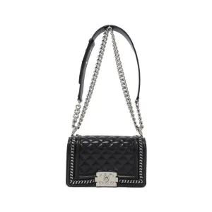 Chanel Boy Chanel Leather Shoulder Bag (Pre-Owned)
