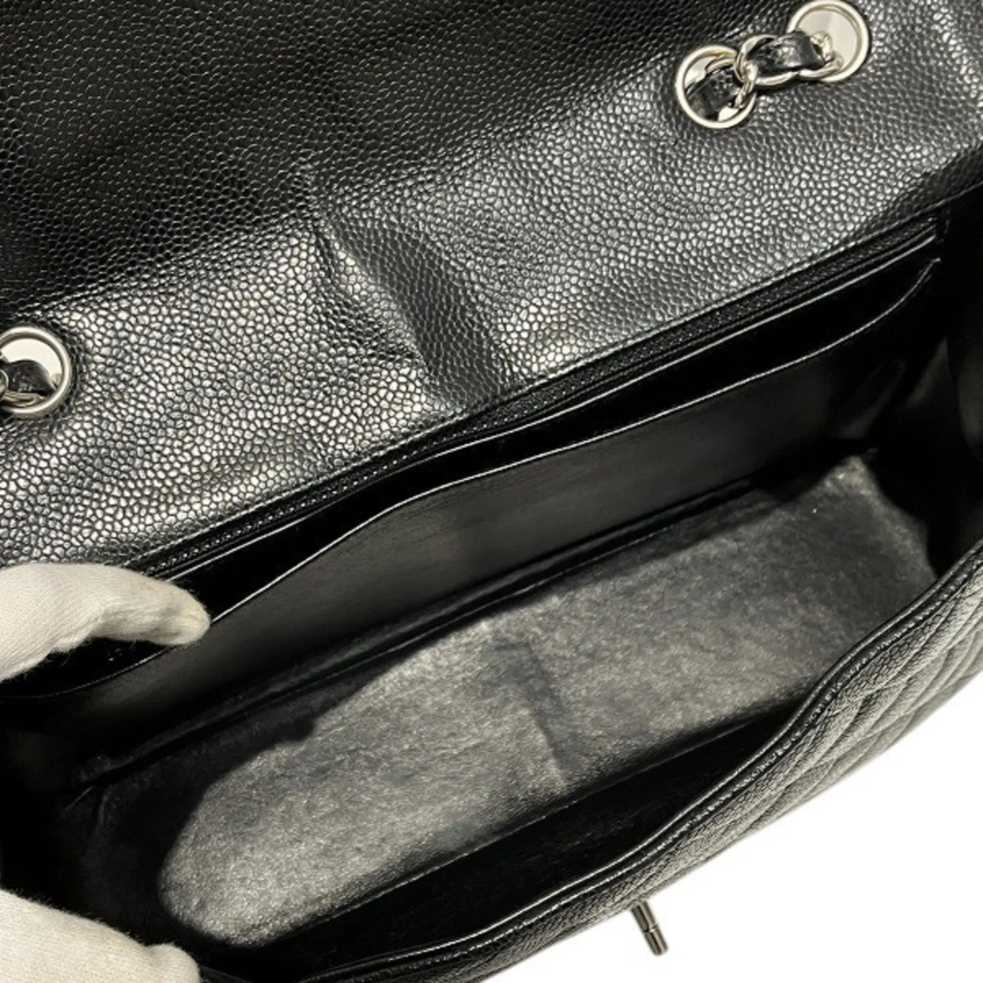Chanel Grained Calfskin Shoulder Bag (Pre-Owned)