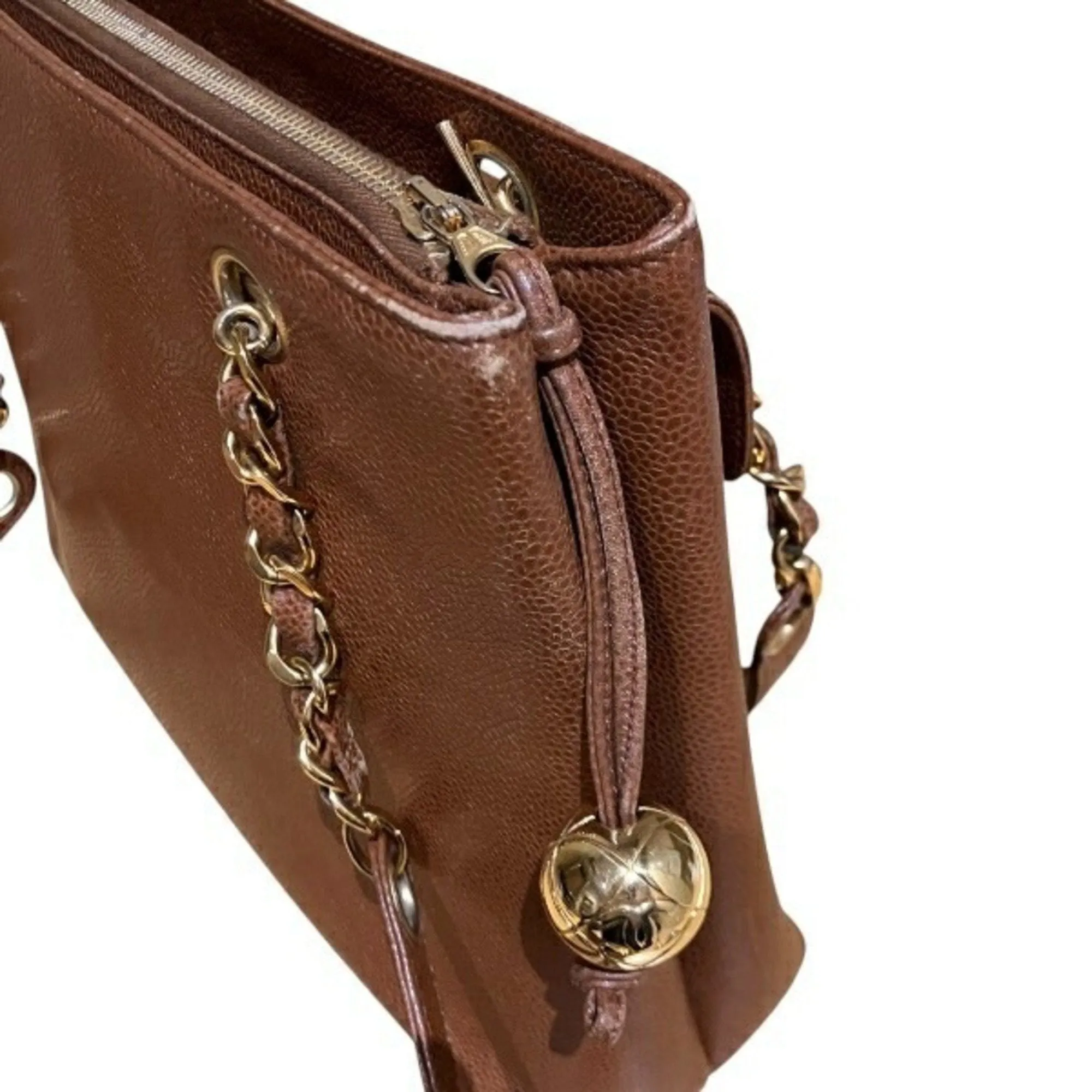 Chanel Grained Calfskin Shoulder Bag (Pre-Owned)