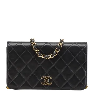 Chanel Leather Shoulder Bag (Pre-Owned)