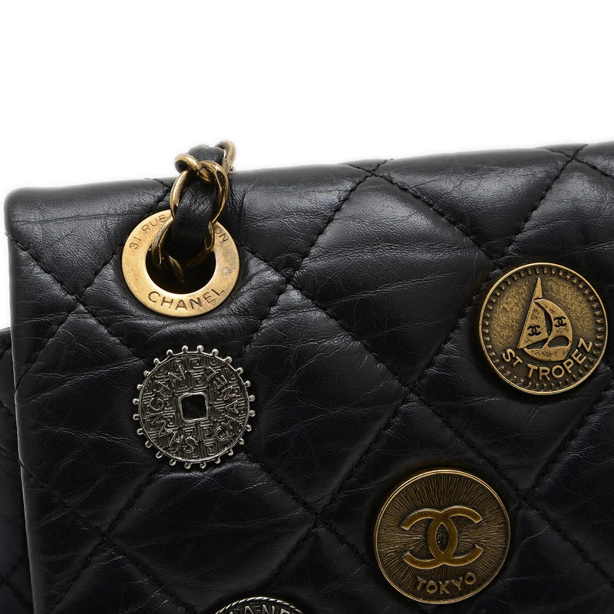 Chanel Leather Shoulder Bag (Pre-Owned)
