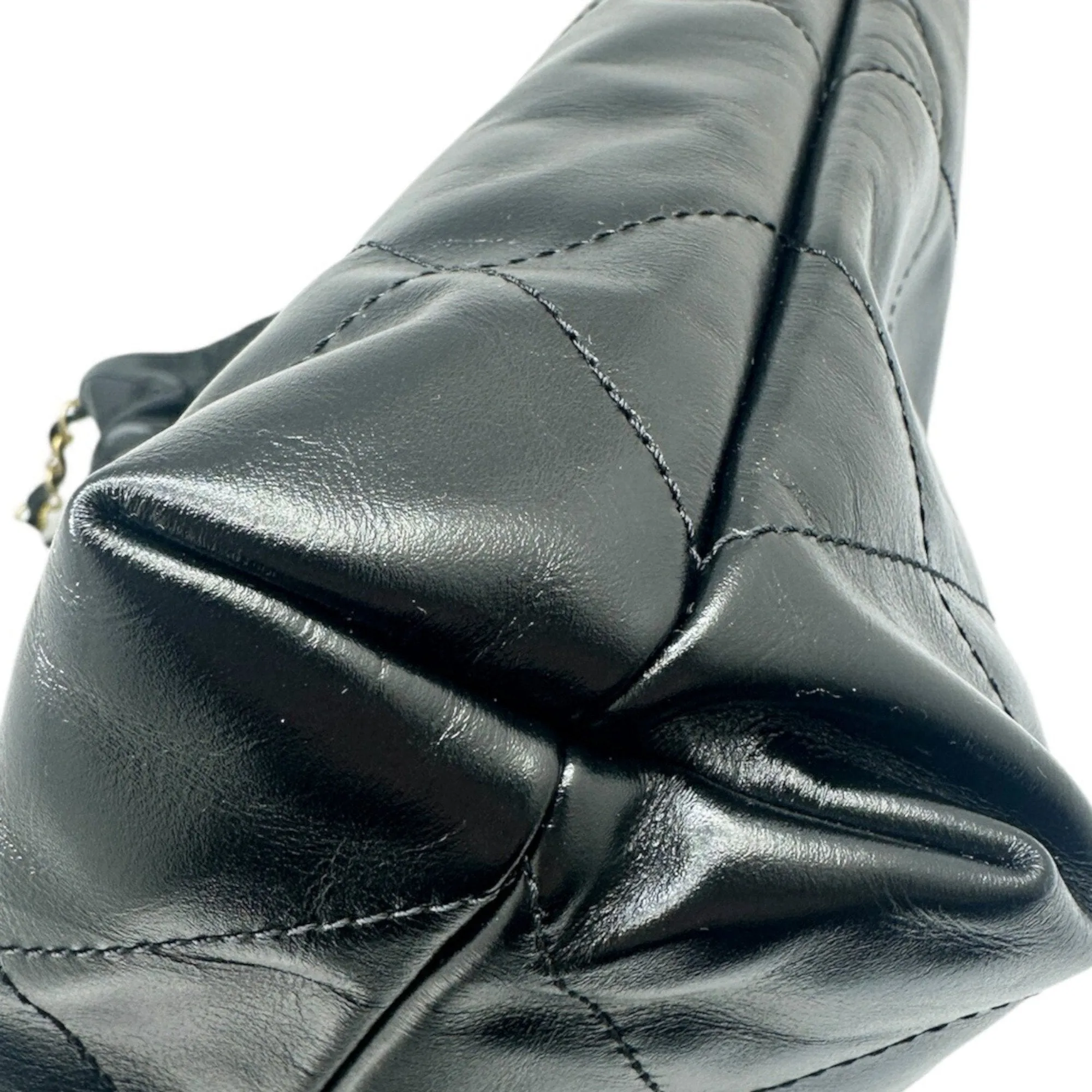Chanel Leather Shoulder Bag (Pre-Owned)