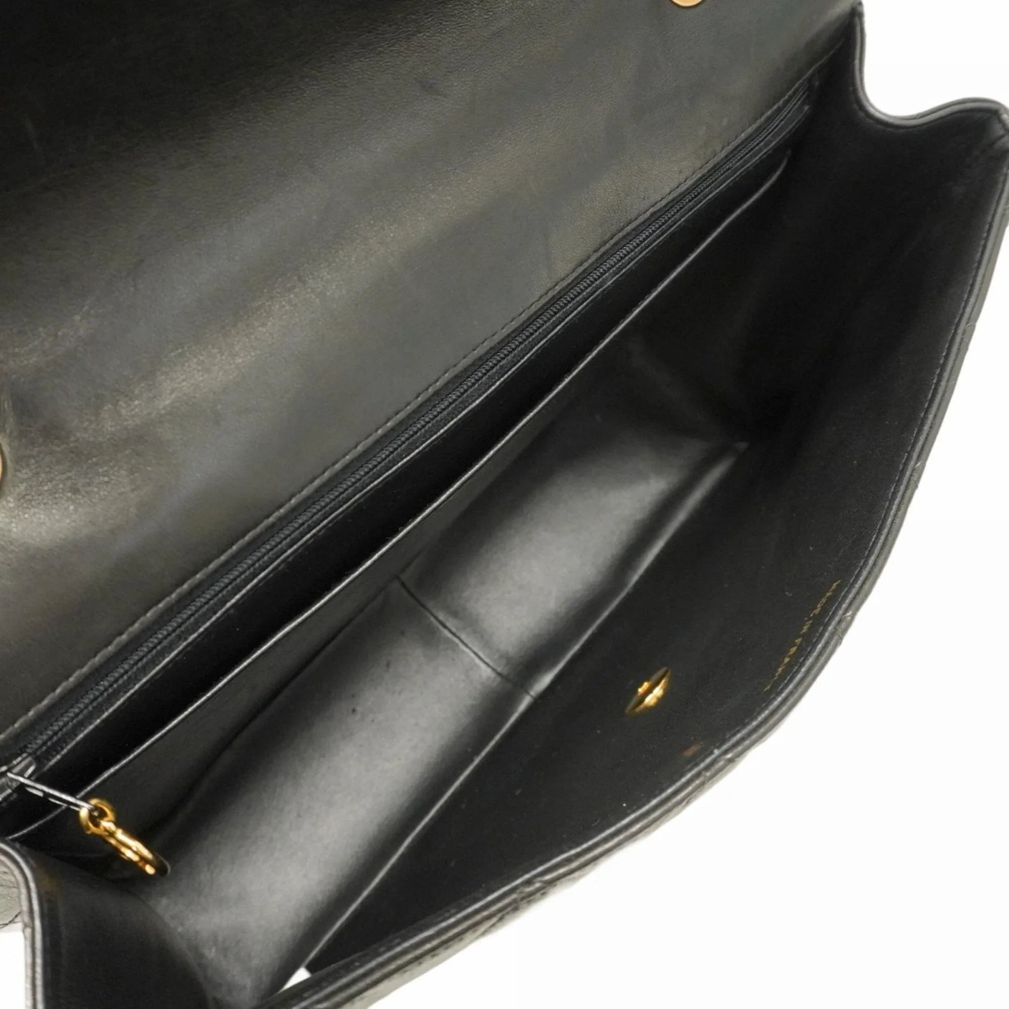 Chanel Leather Shoulder Bag (Pre-Owned)
