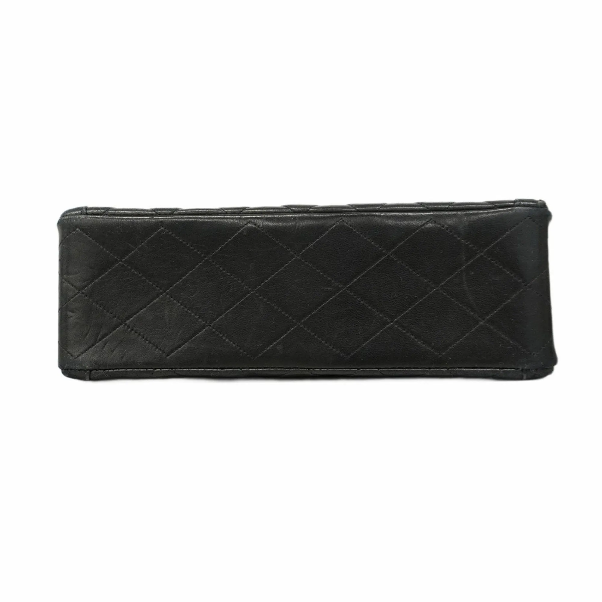 Chanel Leather Shoulder Bag (Pre-Owned)