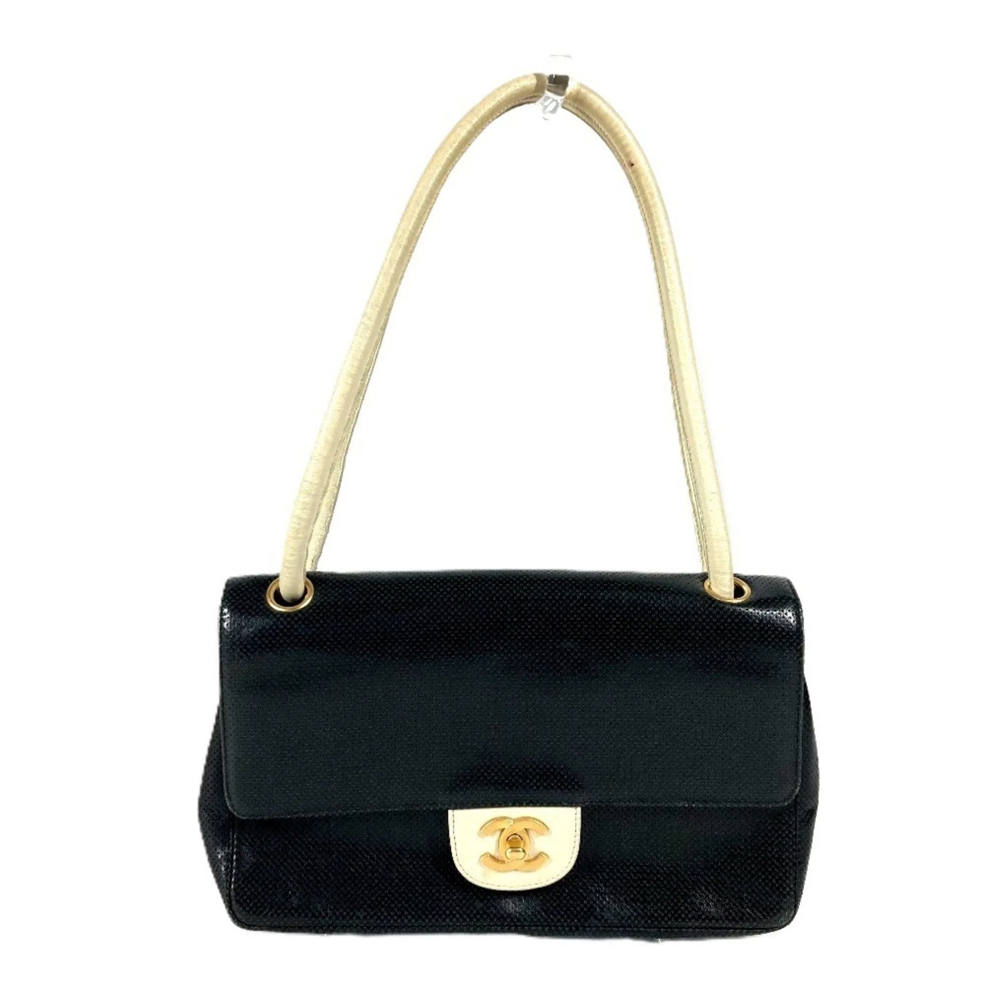 Chanel  Leather Shoulder Bag (Pre-Owned)