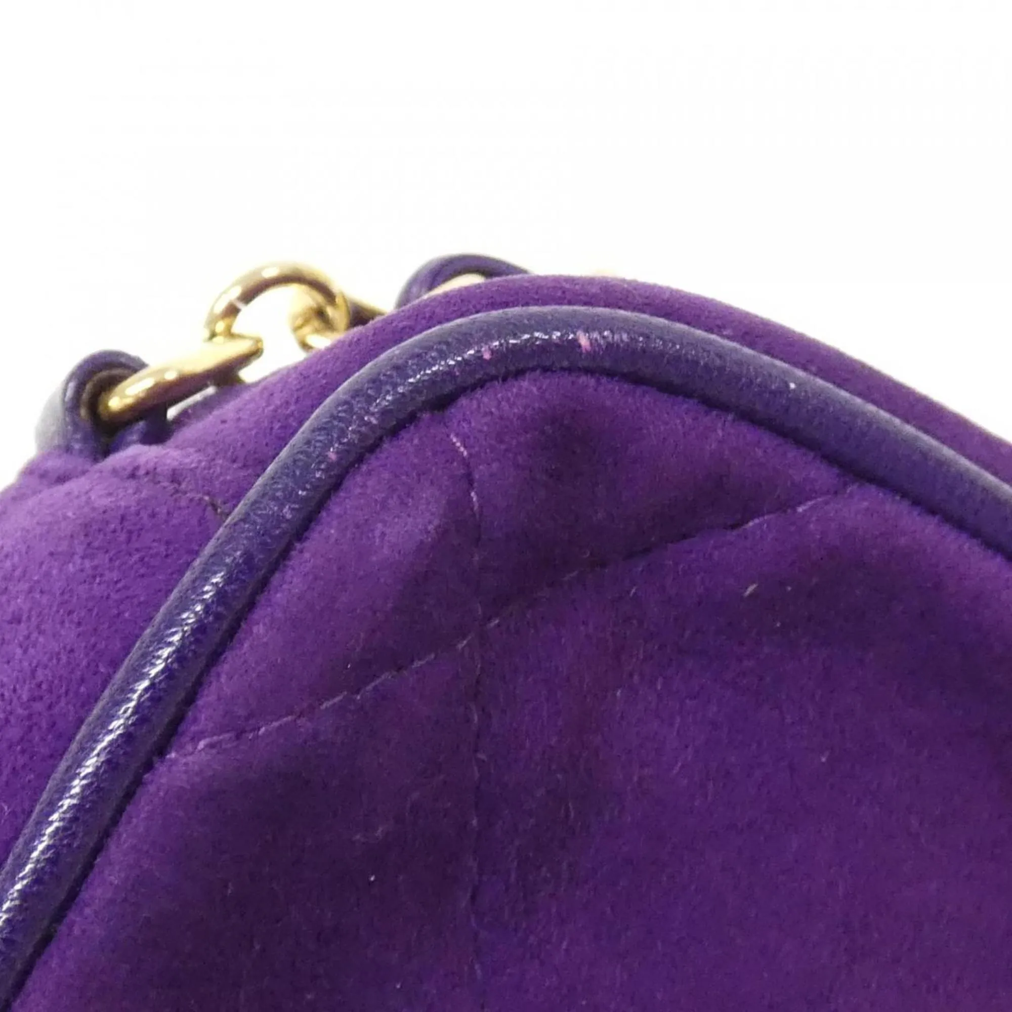 Chanel Suede Shoulder Bag (Pre-Owned)