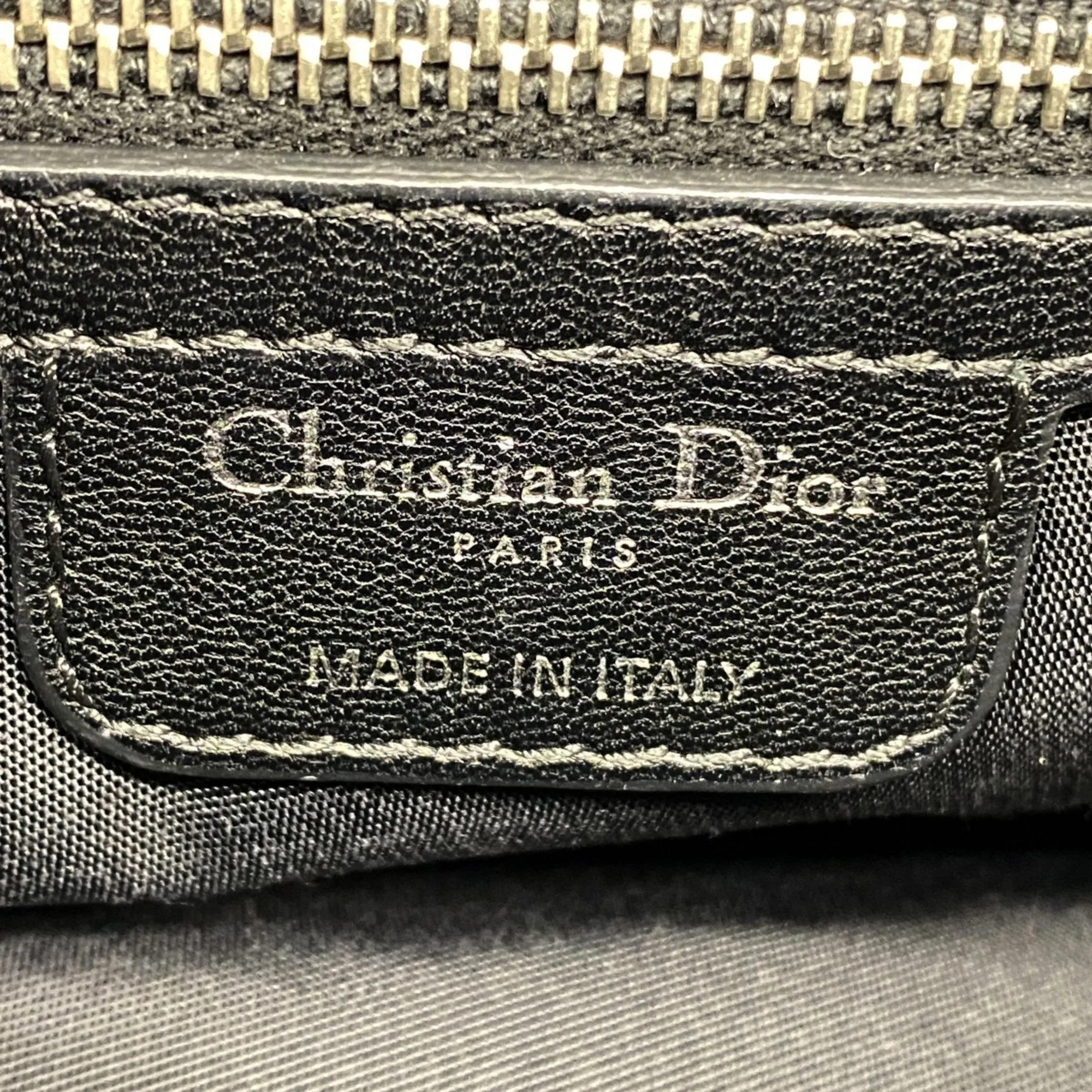 Christian Dior Leather Shoulder Bag (Pre-Owned)