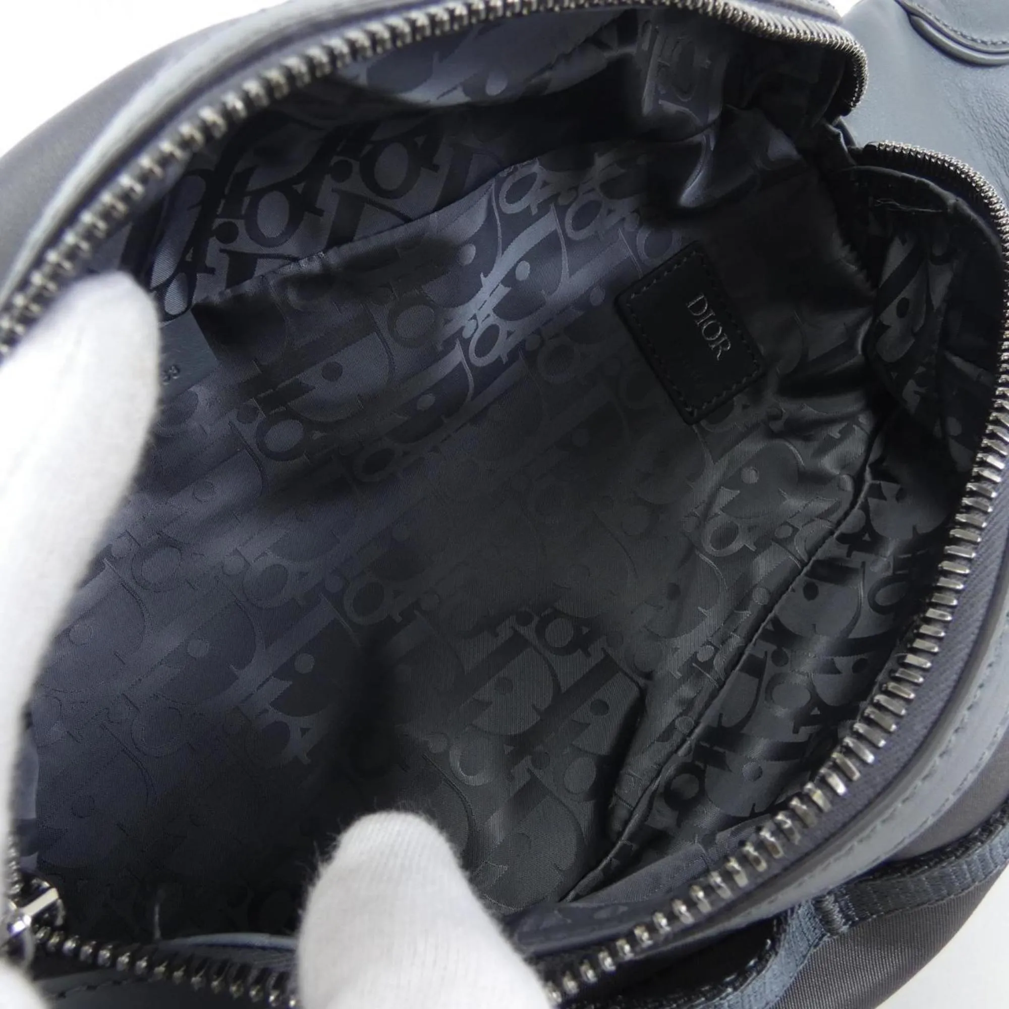 Christian Dior Shoulder Bag (Pre-Owned)