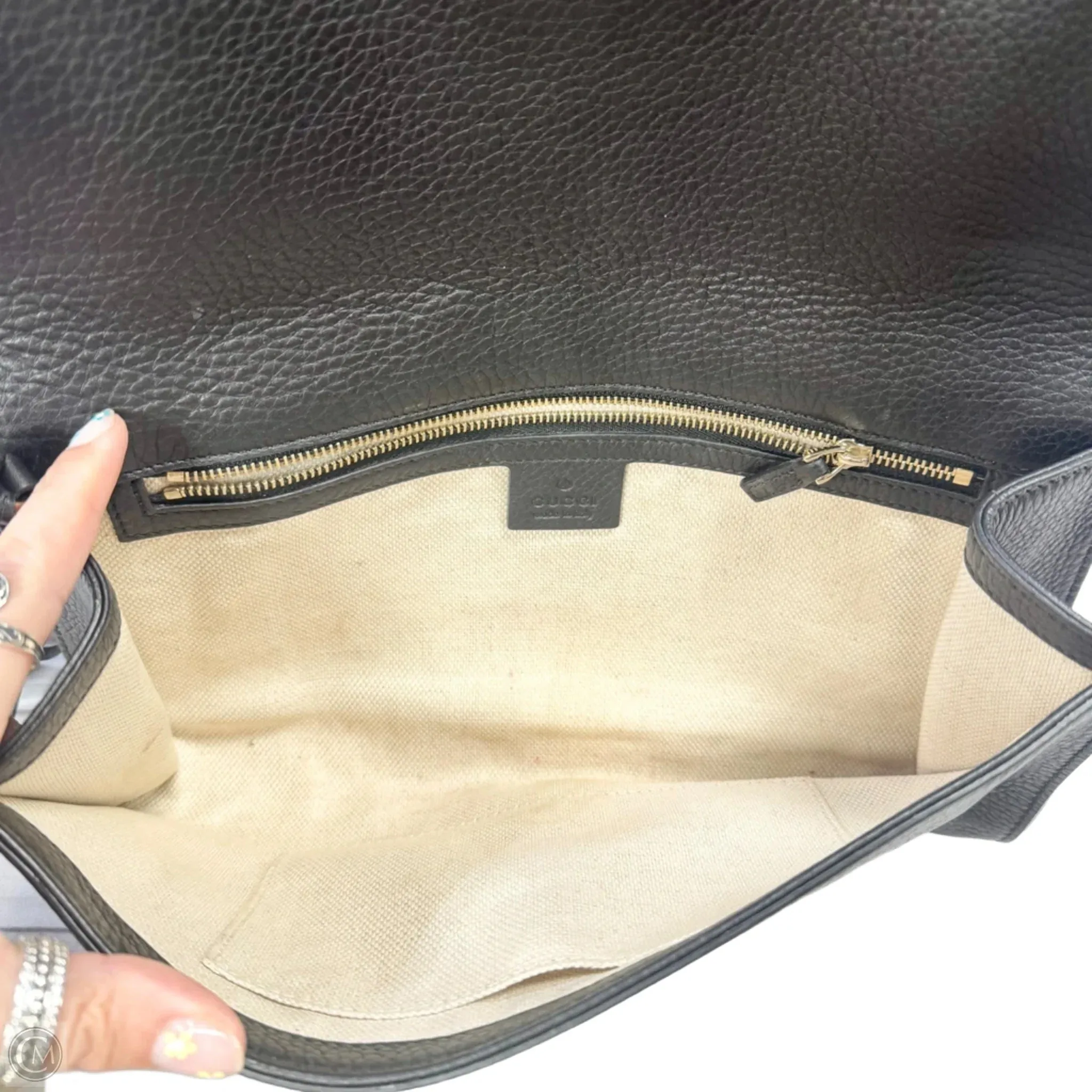 Clutch Luxury Designer By Gucci, Size: Medium
