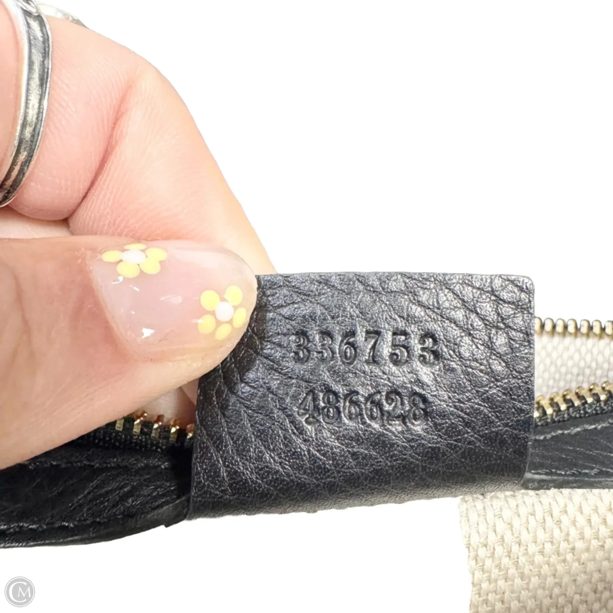 Clutch Luxury Designer By Gucci, Size: Medium