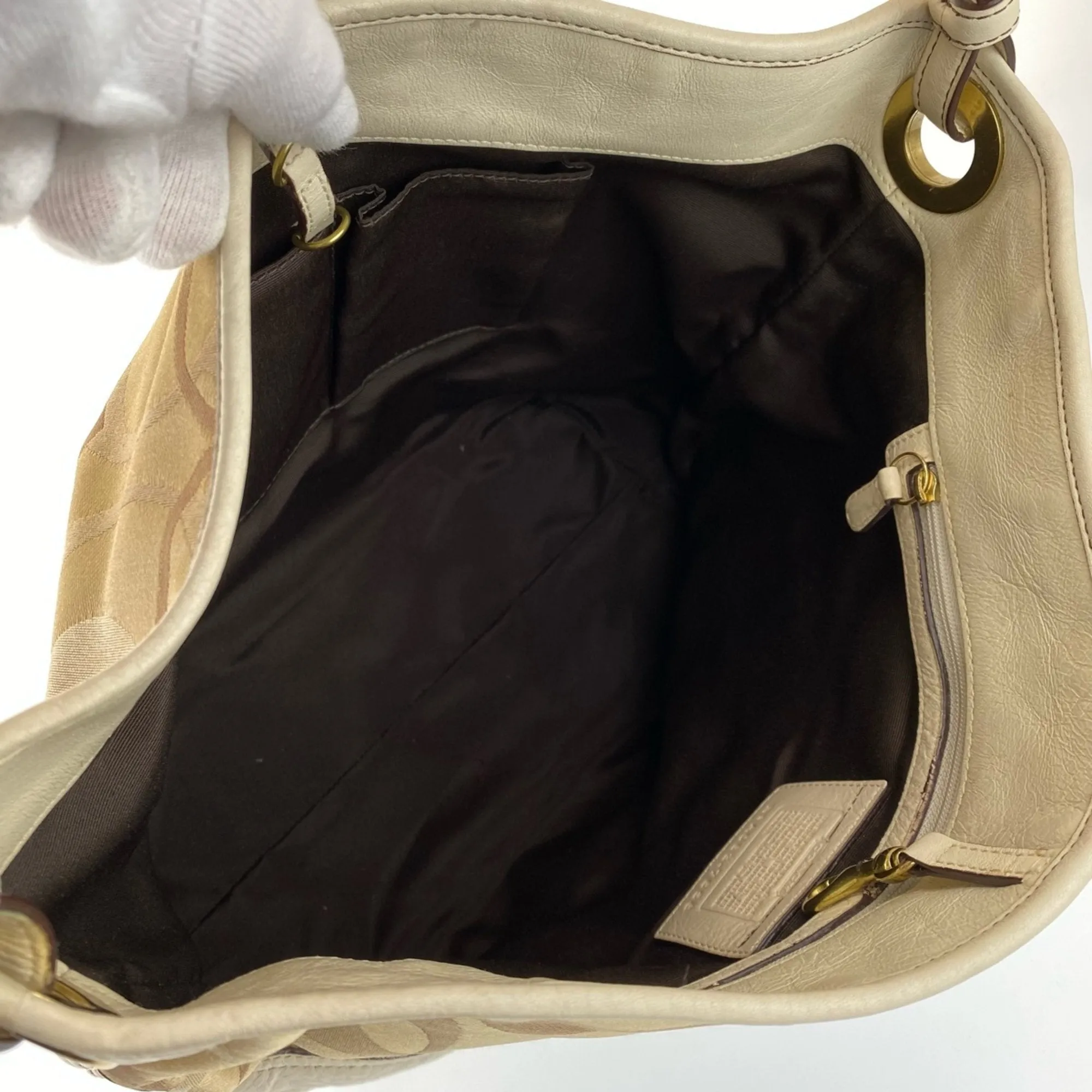 Coach Canvas Leather Shoulder Bag (Pre-Owned)