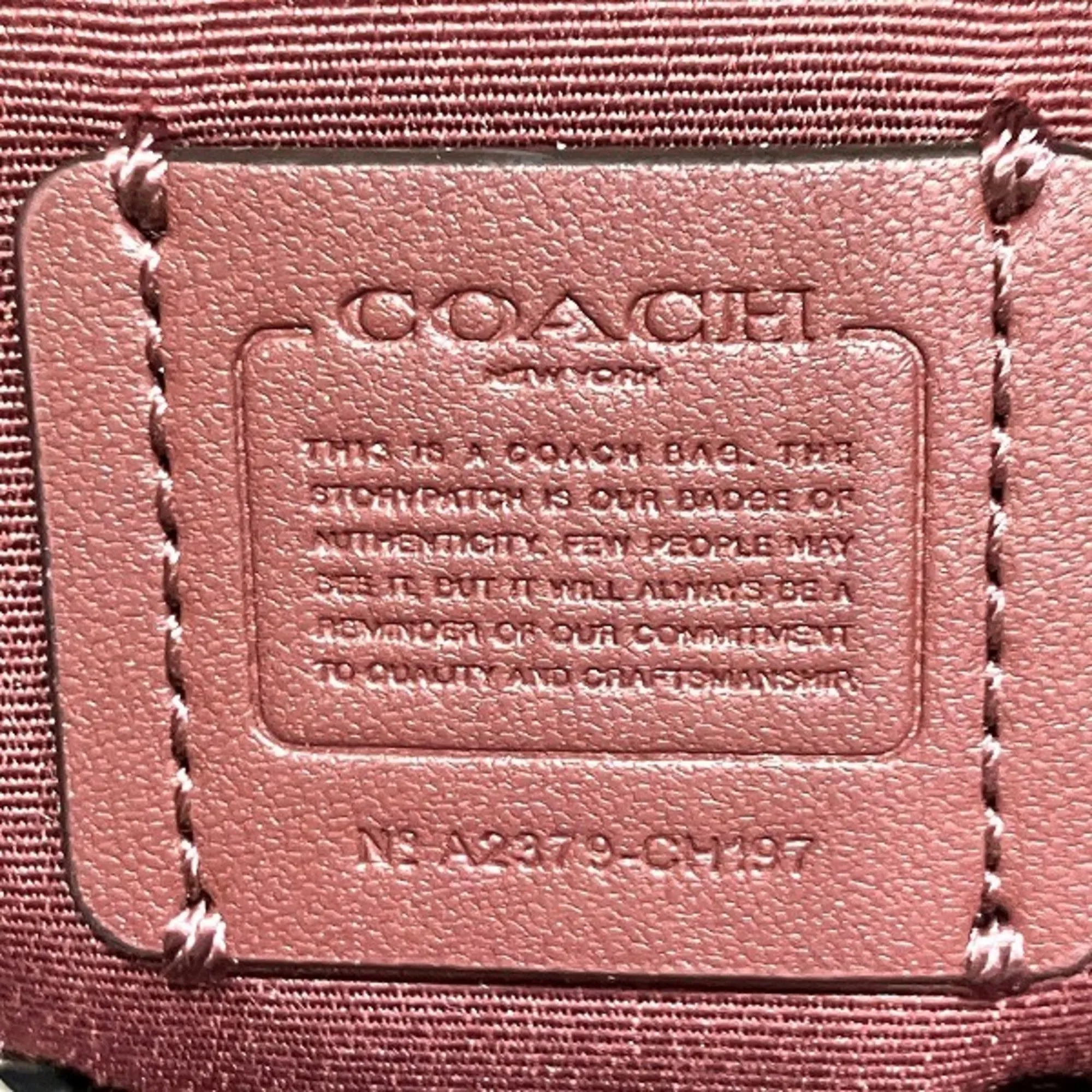 Coach  Handbag Shoulder Bag (Pre-Owned)