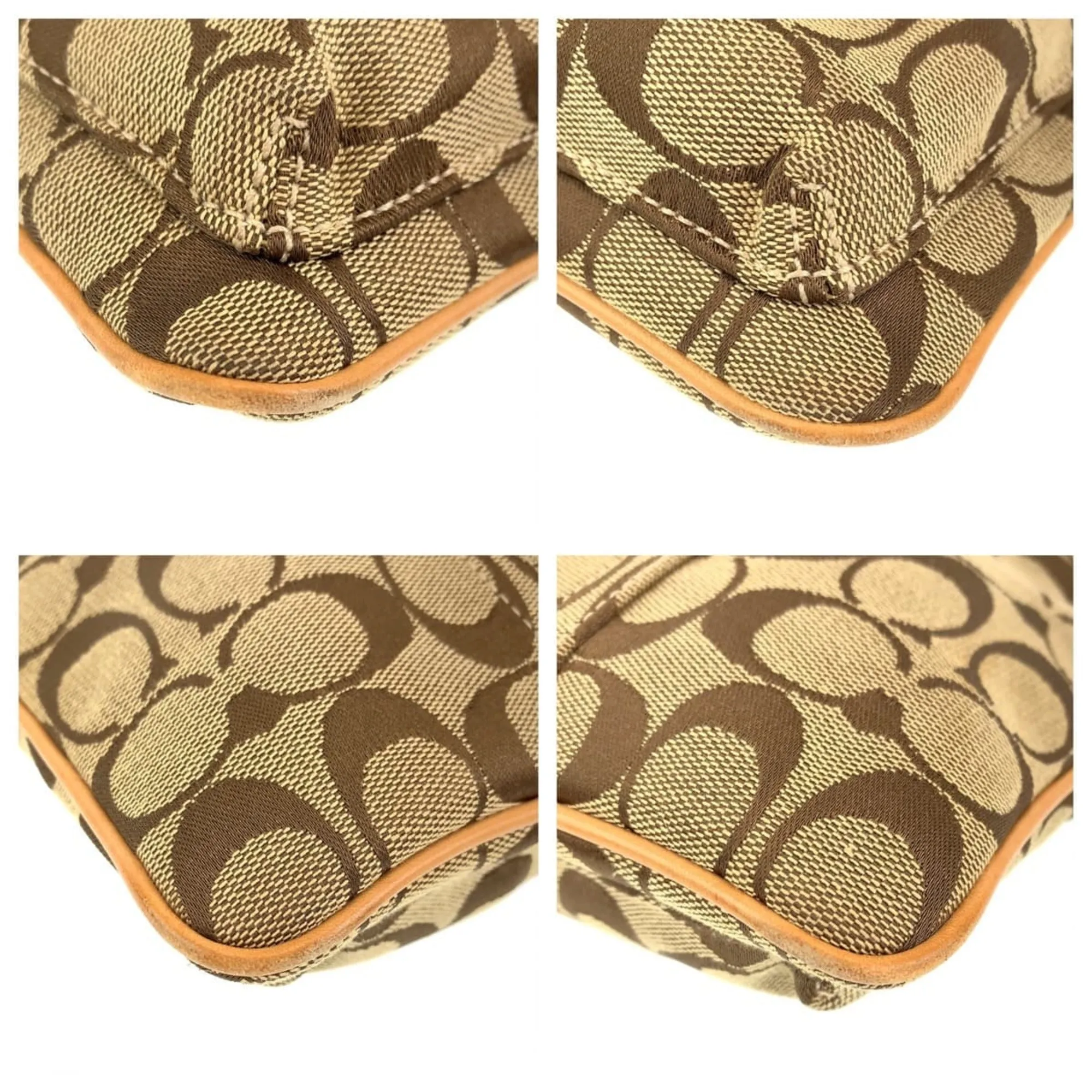 Coach Signature Canvas Leather Pochette Shoulder Bag (Pre-Owned)