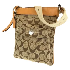 Coach Signature Canvas Leather Pochette Shoulder Bag (Pre-Owned)