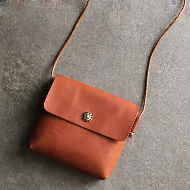 Cute LEATHER WOMEN Small Vintage Crossbody Purse SHOULDER BAG Purse FOR WOMEN