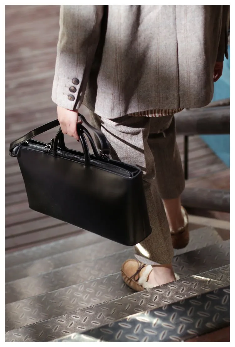 Fashion Womens Leather Structured Black 18" Zipper Shoulder Handbag Long Shoulder Bag For Work