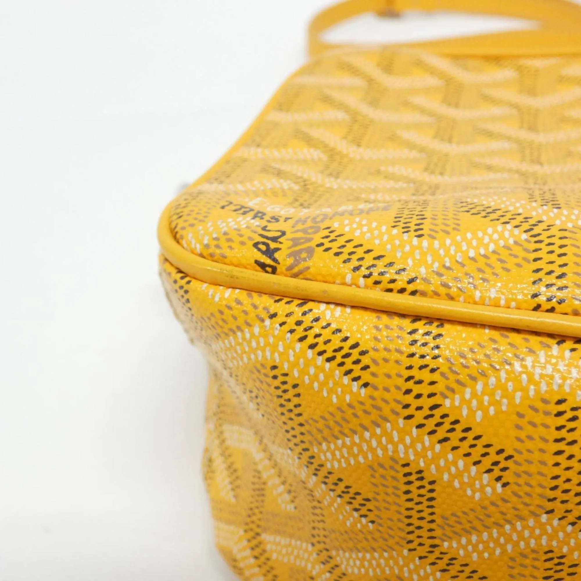 Goyard Coated Canvas Shoulder Bag (Pre-Owned)