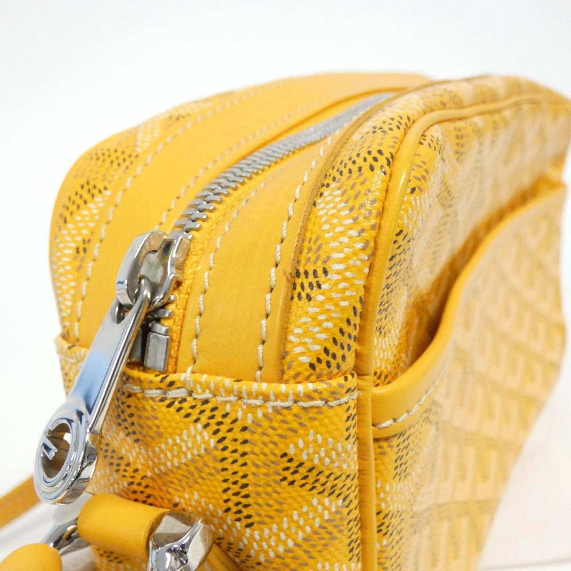 Goyard Coated Canvas Shoulder Bag (Pre-Owned)