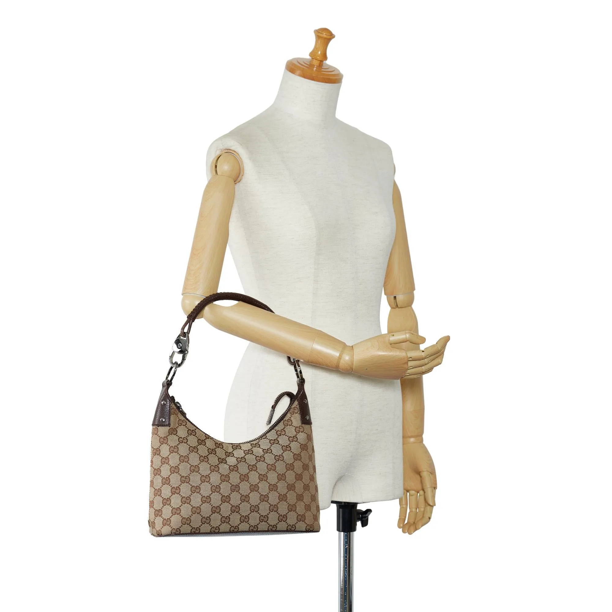 Gucci GG Canvas Shoulder Bag (SHG-5uFSu9)