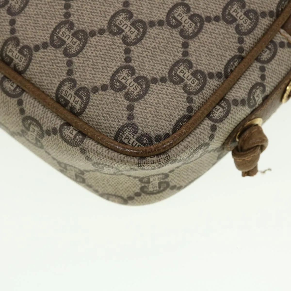 GUCCI GG Plus Canvas Shoulder Bag PVC Leather Beige  th3681