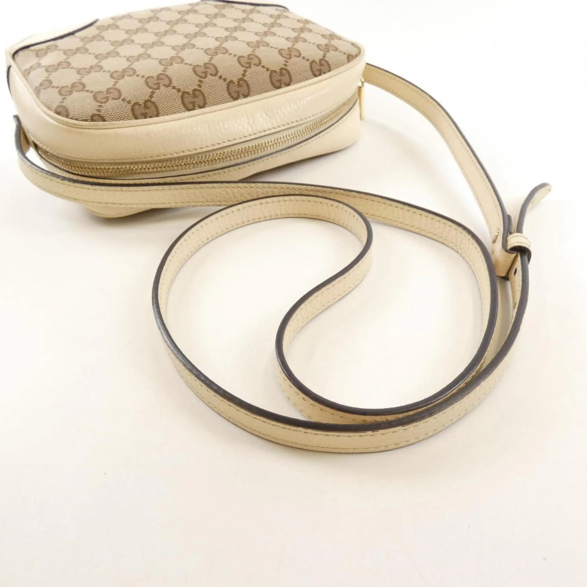 Gucci ivory Gg Canvas Shoulder Bag (Pre-Owned)