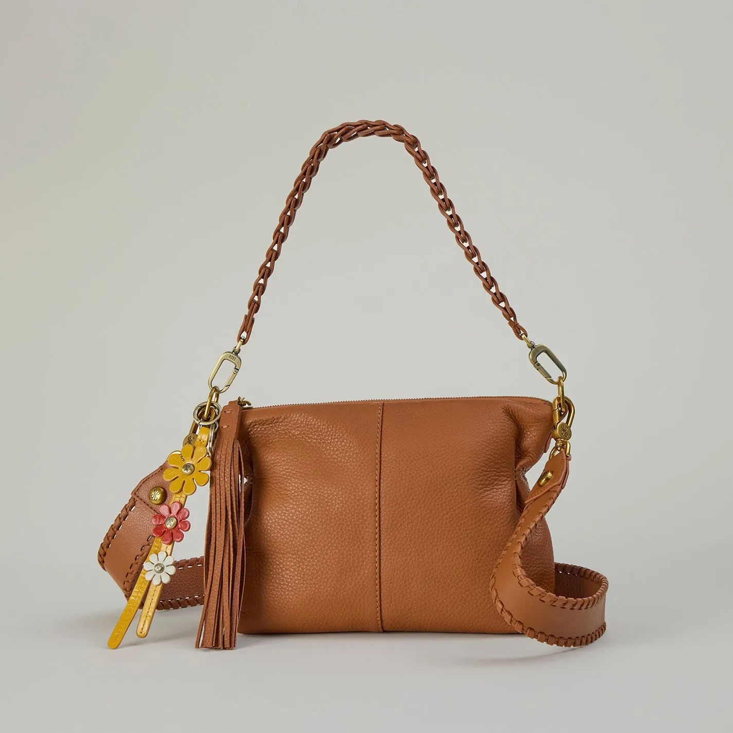 Kori Crossbody In Pebbled Leather - Warm Honey
