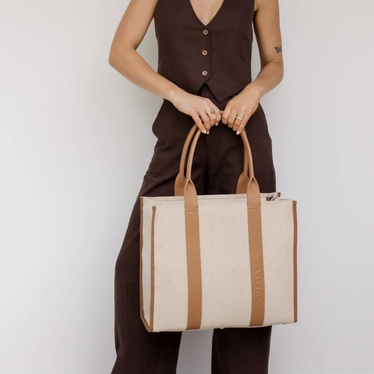 Large Bon Vivant Structured Tote Bag -- Jute Canvas Tan Leather