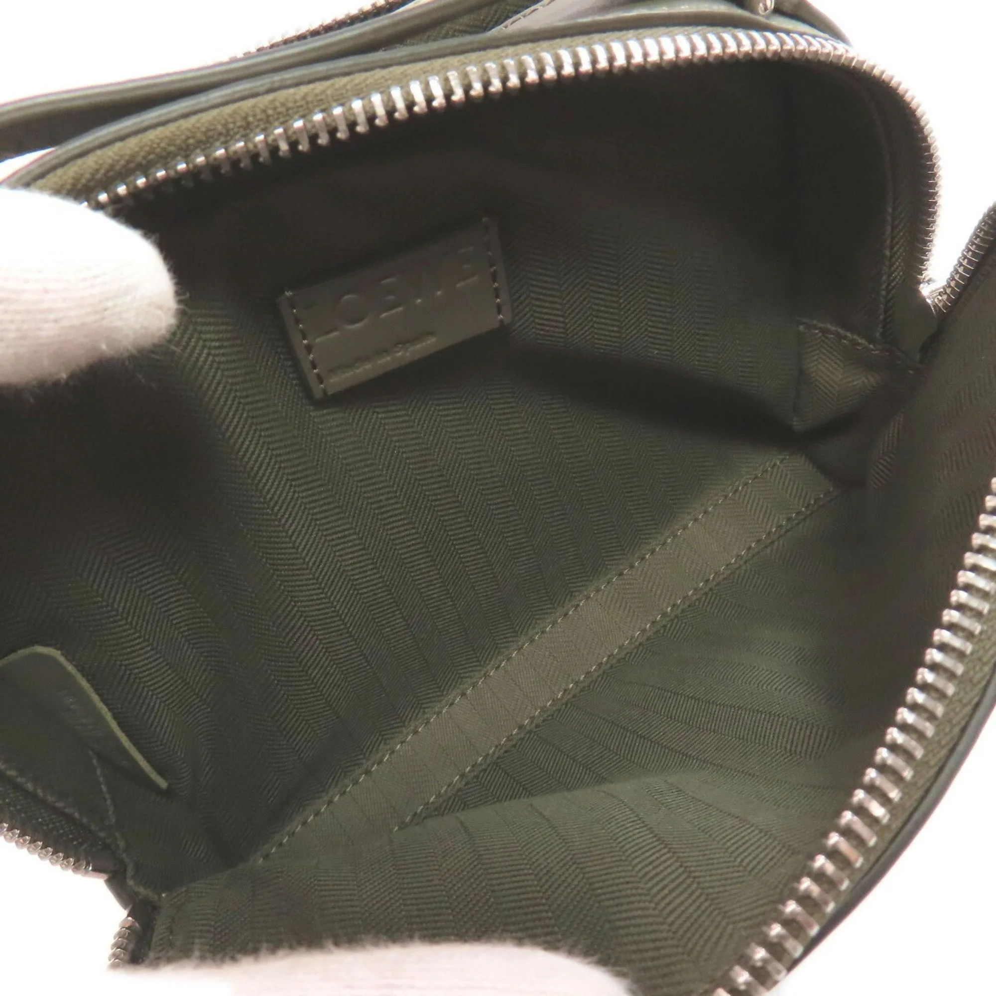 Loewe  Shoulder Bag (Pre-Owned)