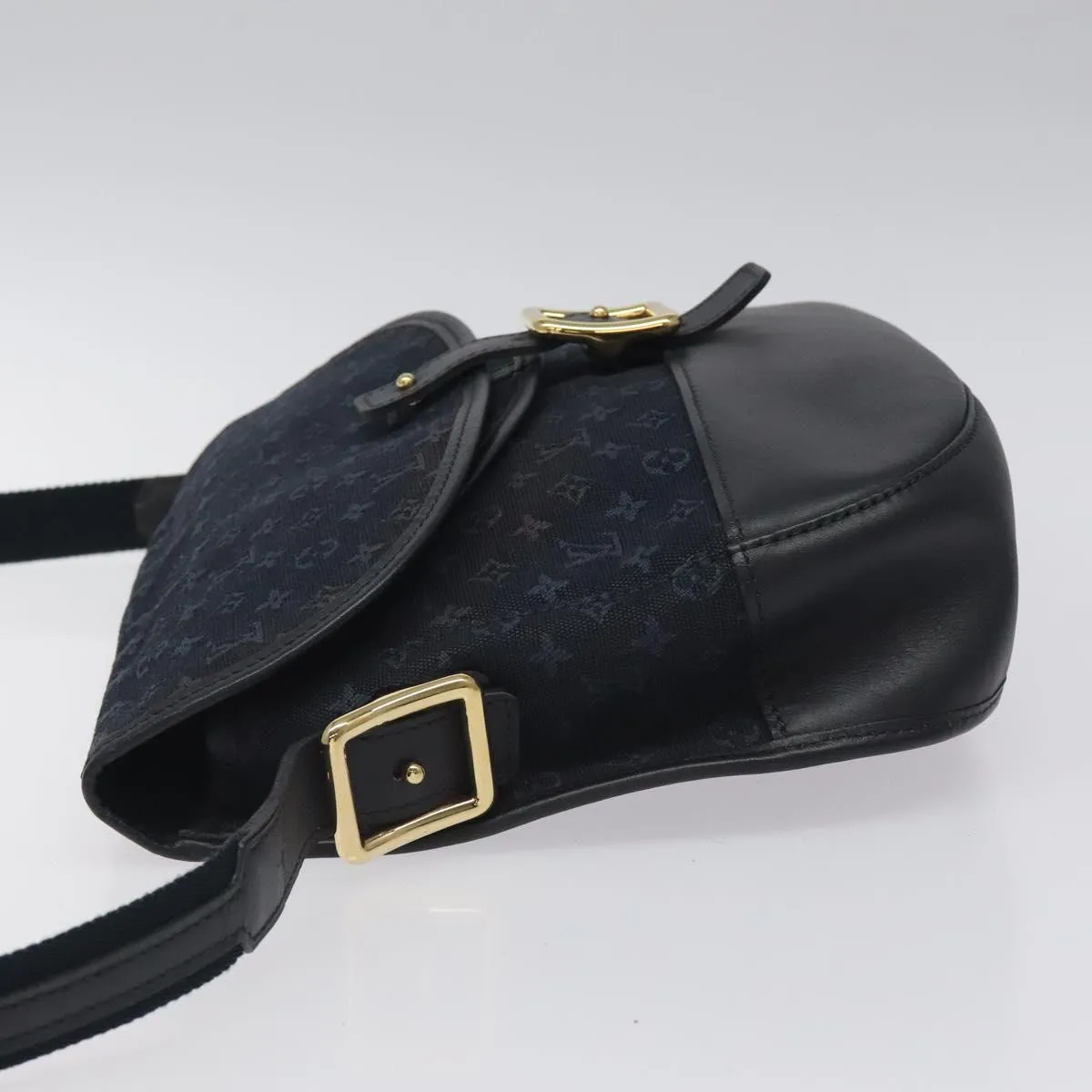 Louis Vuitton Berangere Canvas Shoulder Bag (Pre-Owned)