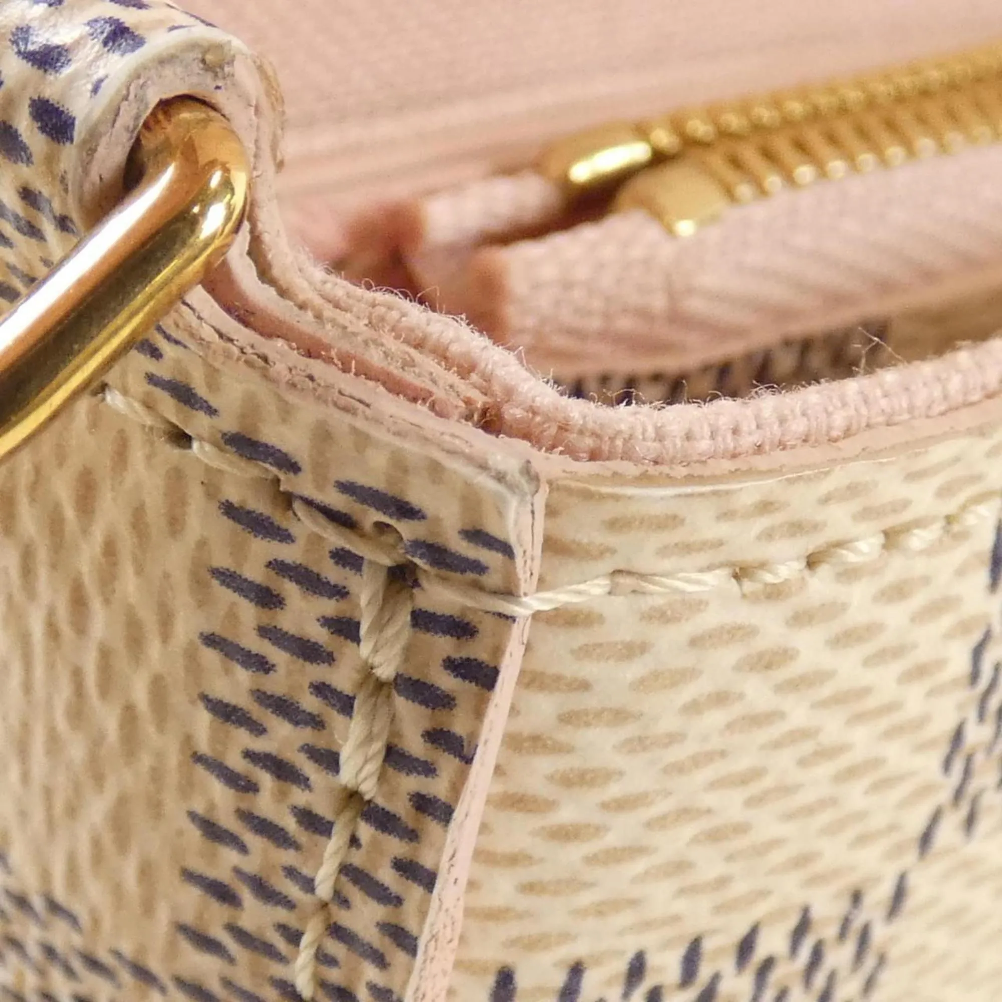 Louis Vuitton Damier Azur Damier Azur Rose Damier Azur Pochette Shoulder Bag (Pre-Owned)