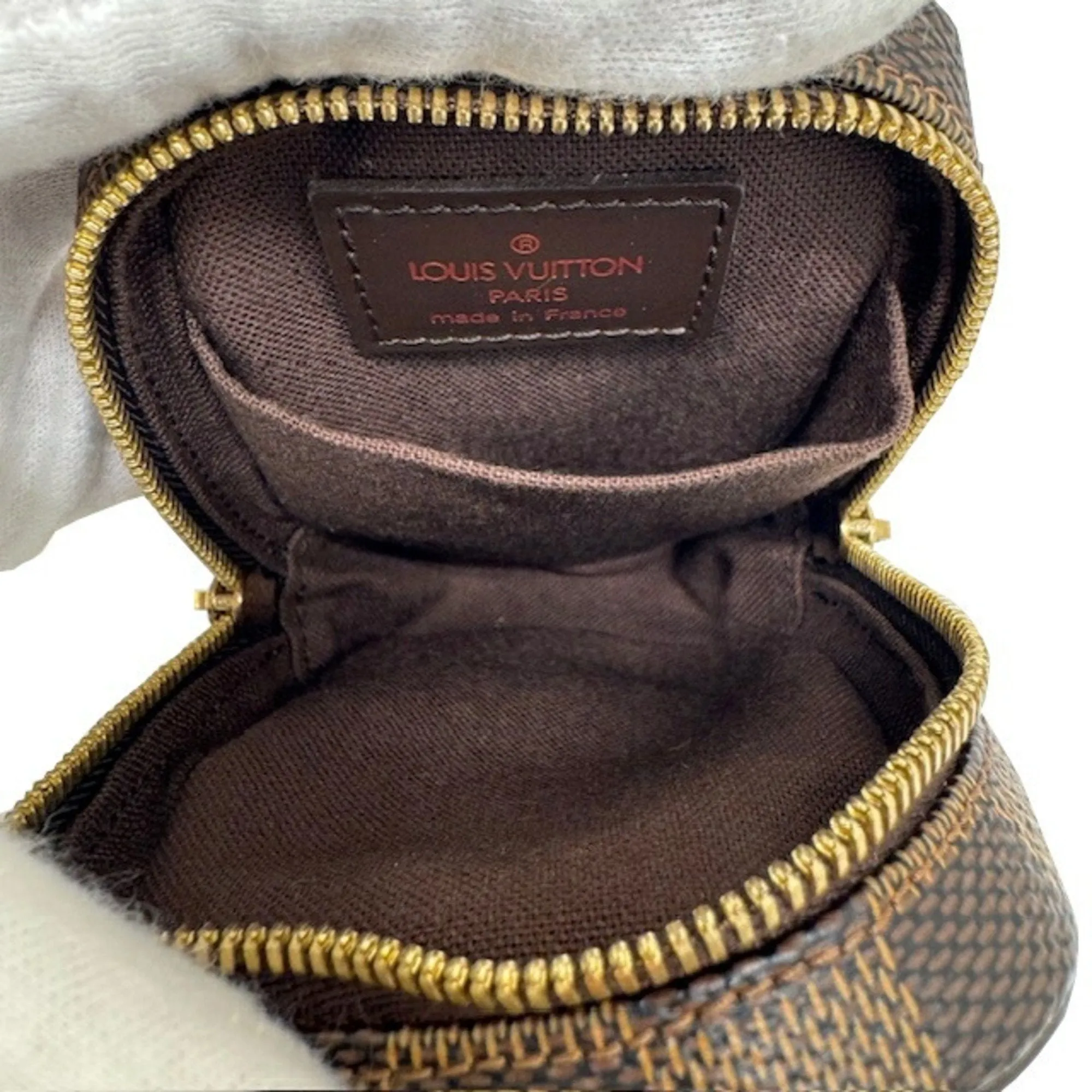 Louis Vuitton Damier Canvas Ebene Damier Canvas Pouch Shoulder Bag (Pre-Owned)