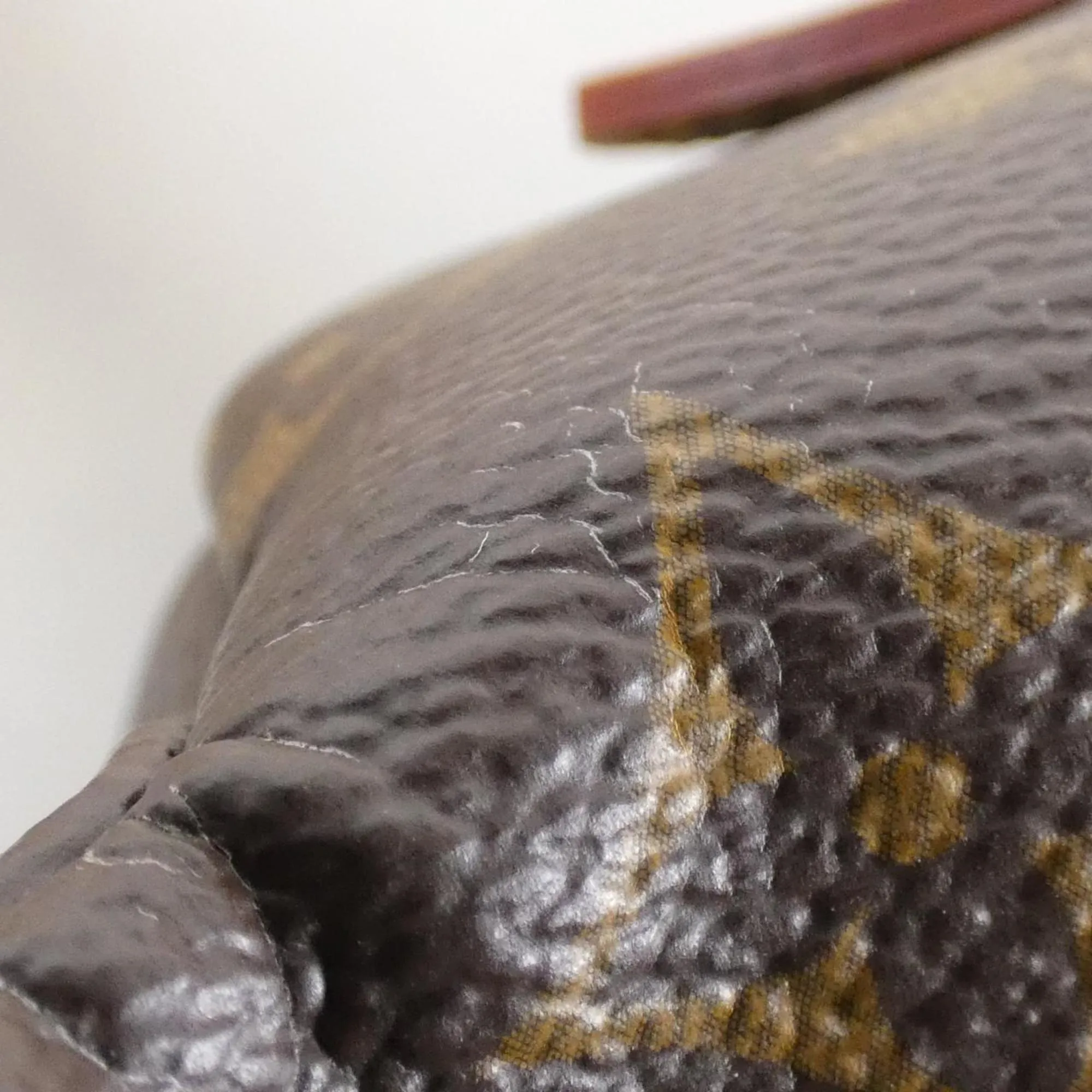 Louis Vuitton Marron Coated Canvas Shoulder Bag (Pre-Owned)