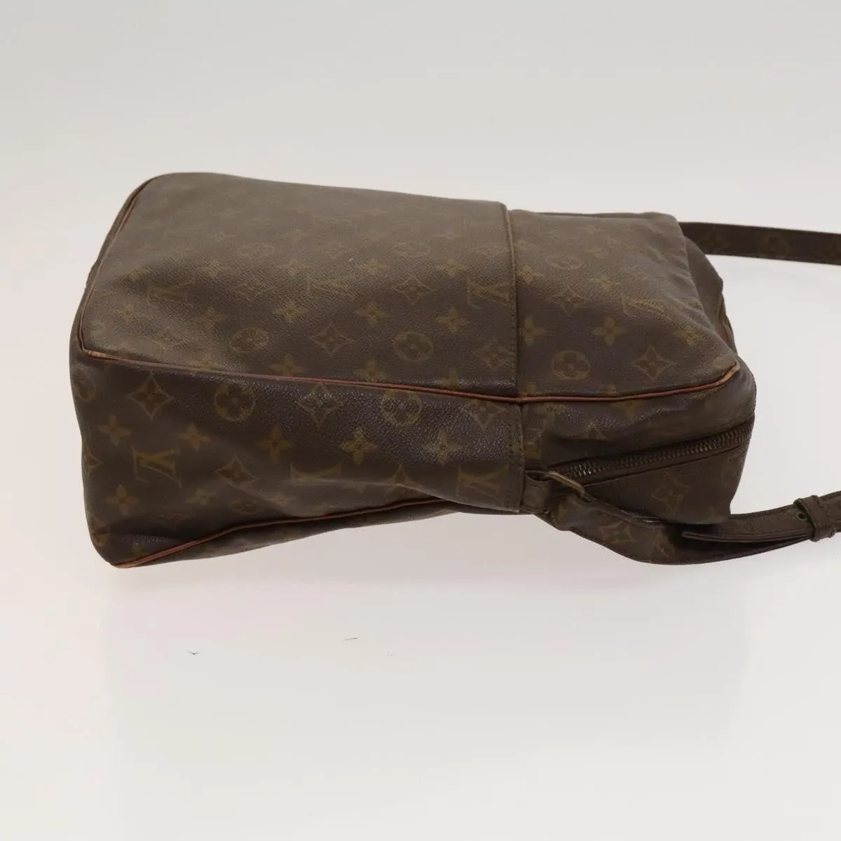 Louis Vuitton Monceau Canvas Shoulder Bag (Pre-Owned)