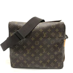 Louis Vuitton Monogram Canvas Messenger Bag Shoulder Bag (Pre-Owned)