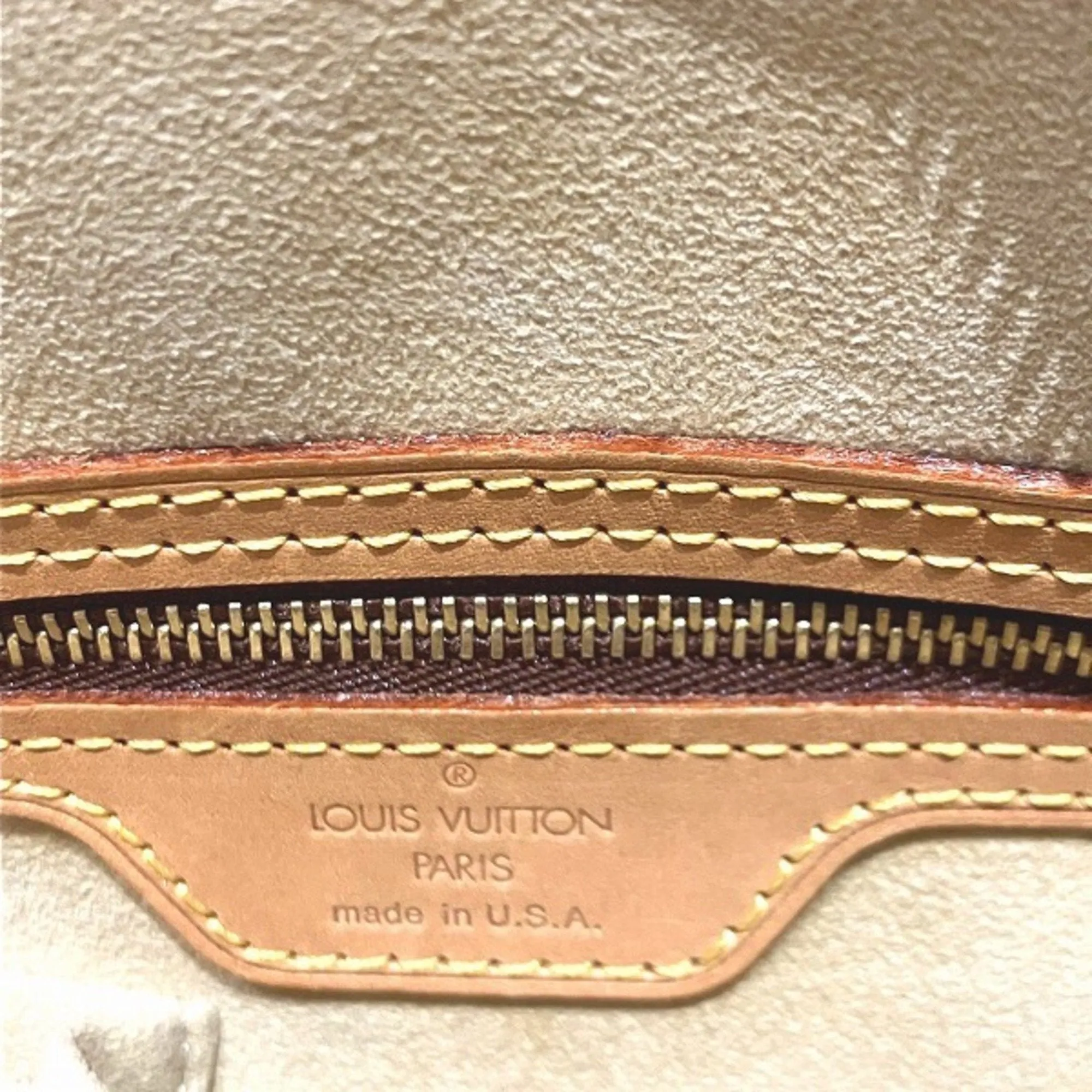 Louis Vuitton Monogram Canvas Shoulder Bag (Pre-Owned)