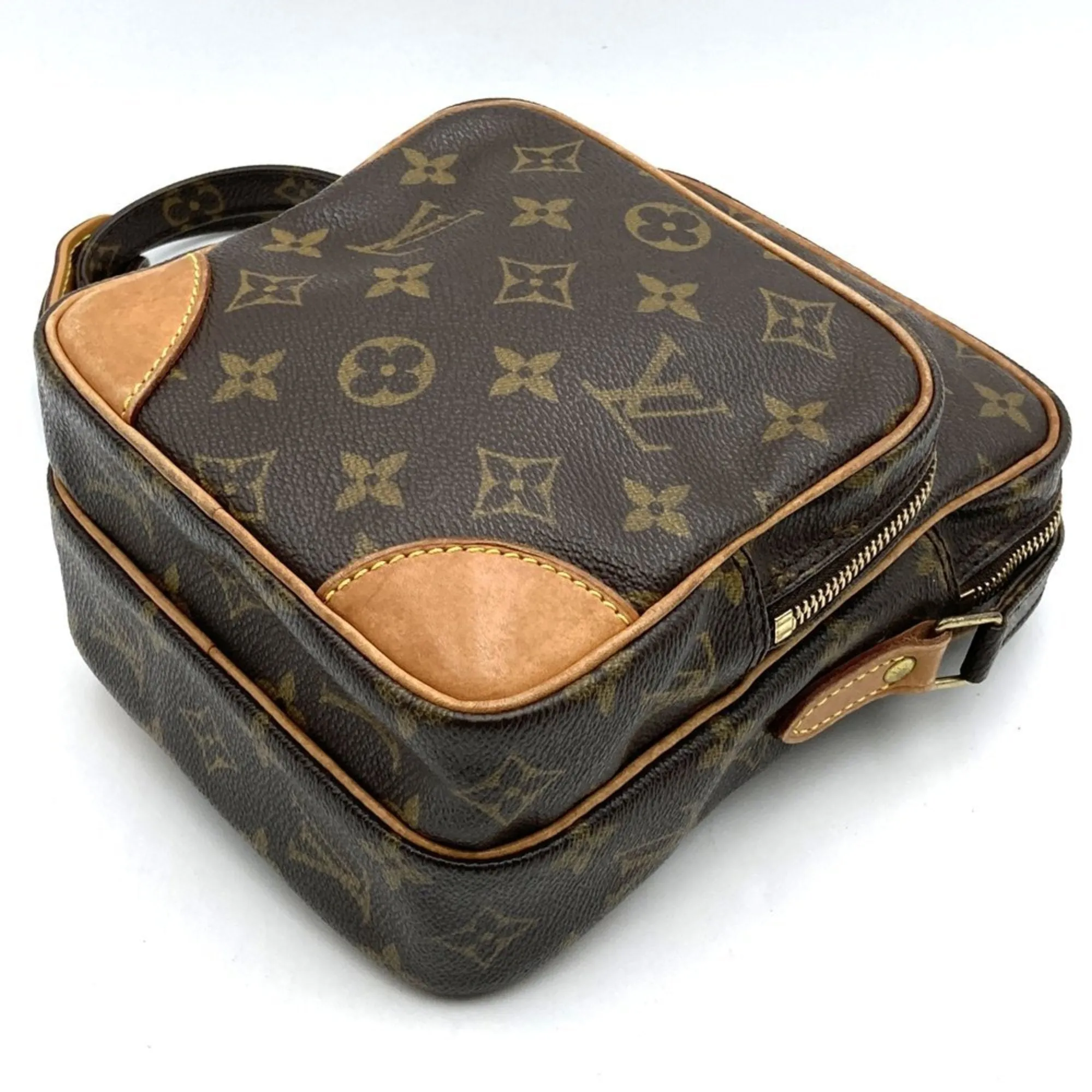 Louis Vuitton Monogram Monogram Shoulder Bag (Pre-Owned)