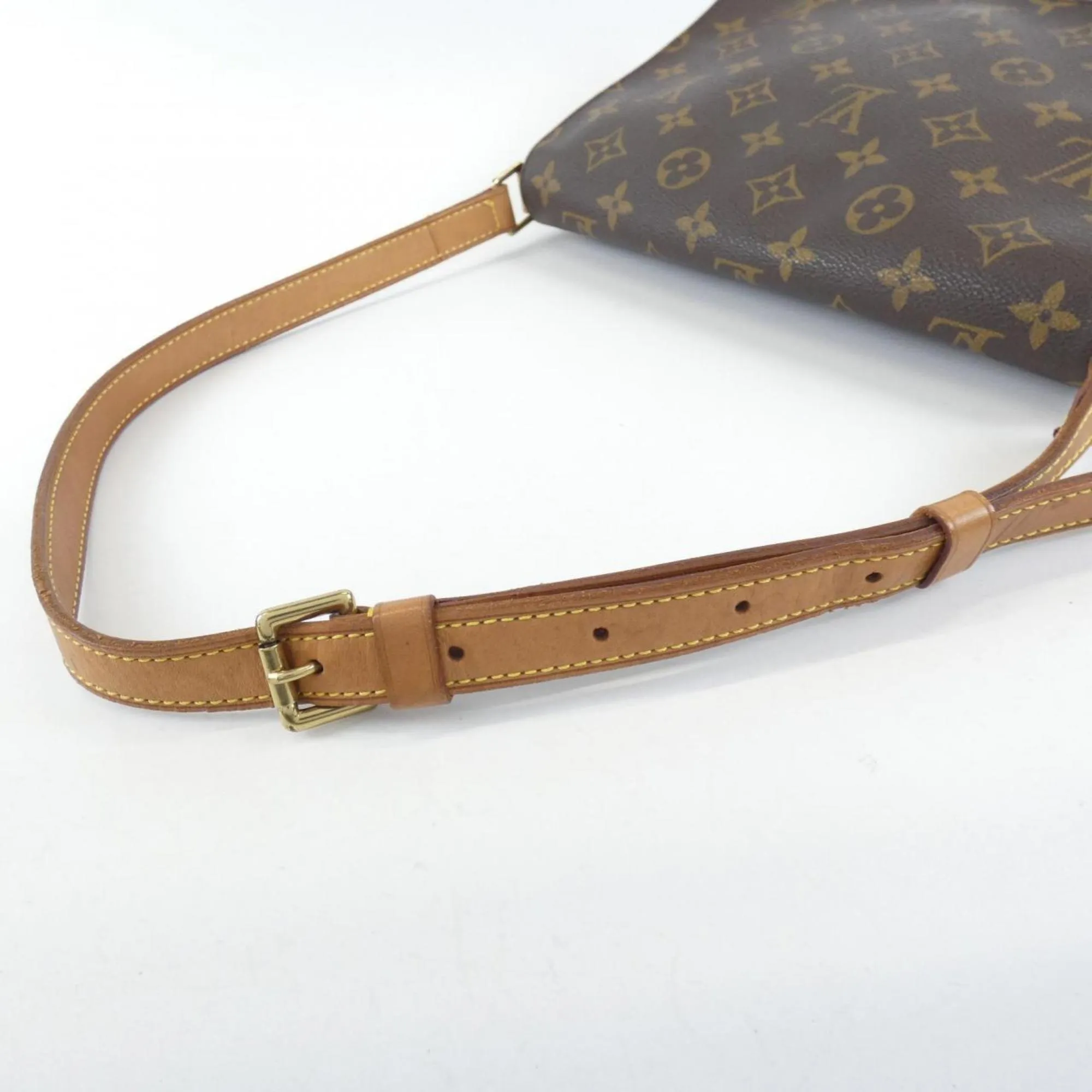 Louis Vuitton Musette Tango Canvas Shoulder Bag (Pre-Owned)