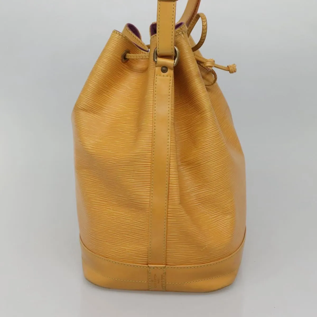 Louis Vuitton No Leather Shoulder Bag (Pre-Owned)