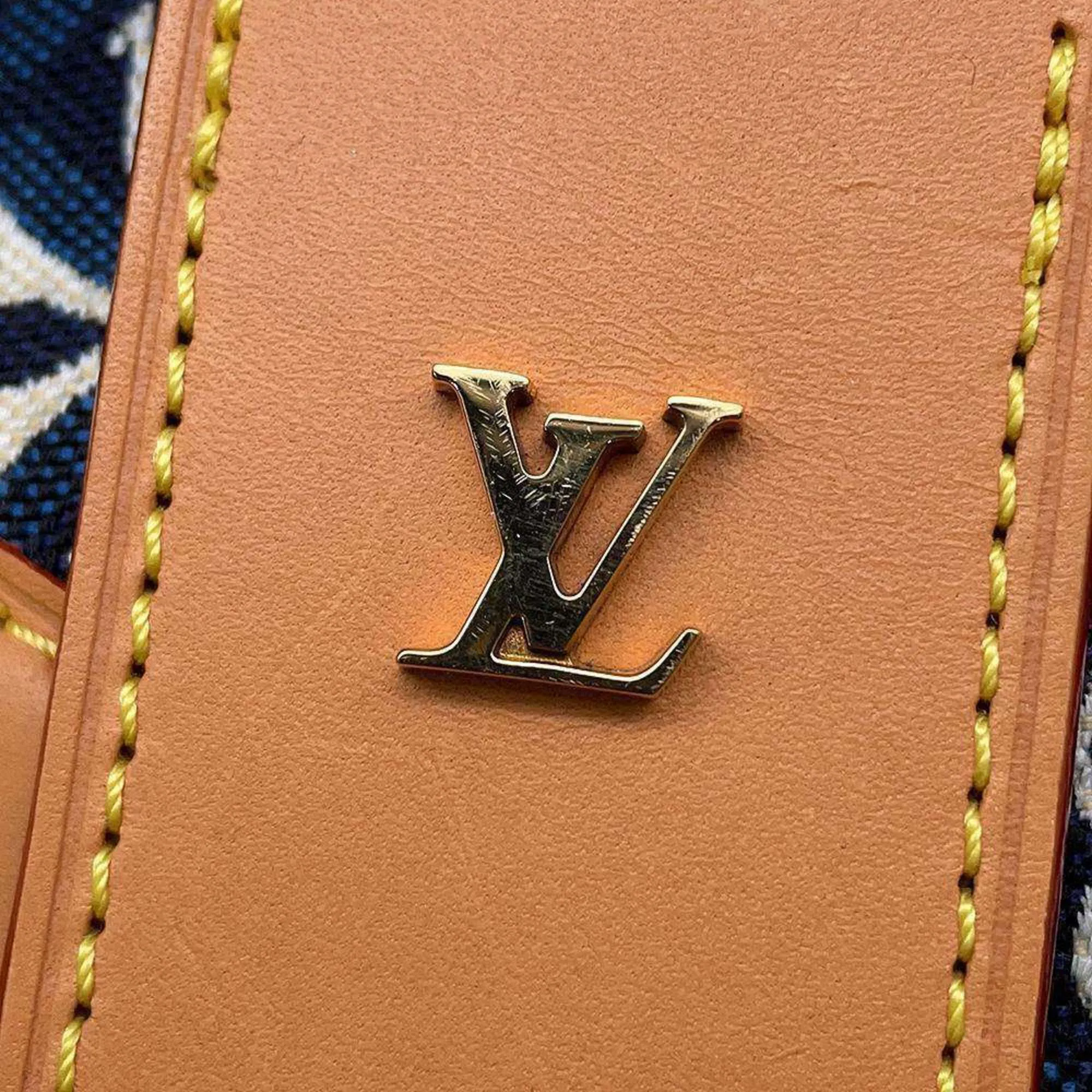Louis Vuitton Noe Canvas Shoulder Bag (Pre-Owned)
