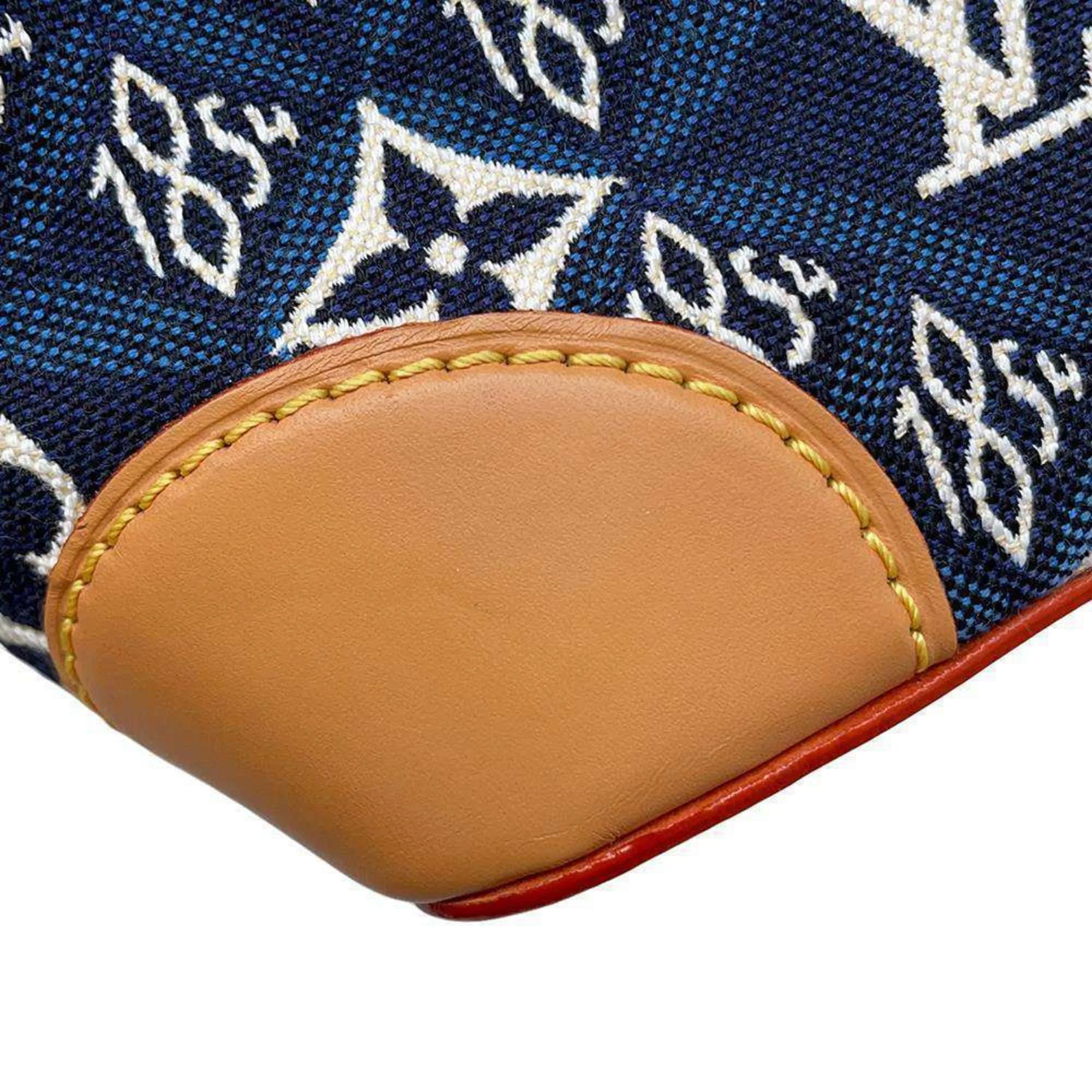 Louis Vuitton Noe Canvas Shoulder Bag (Pre-Owned)