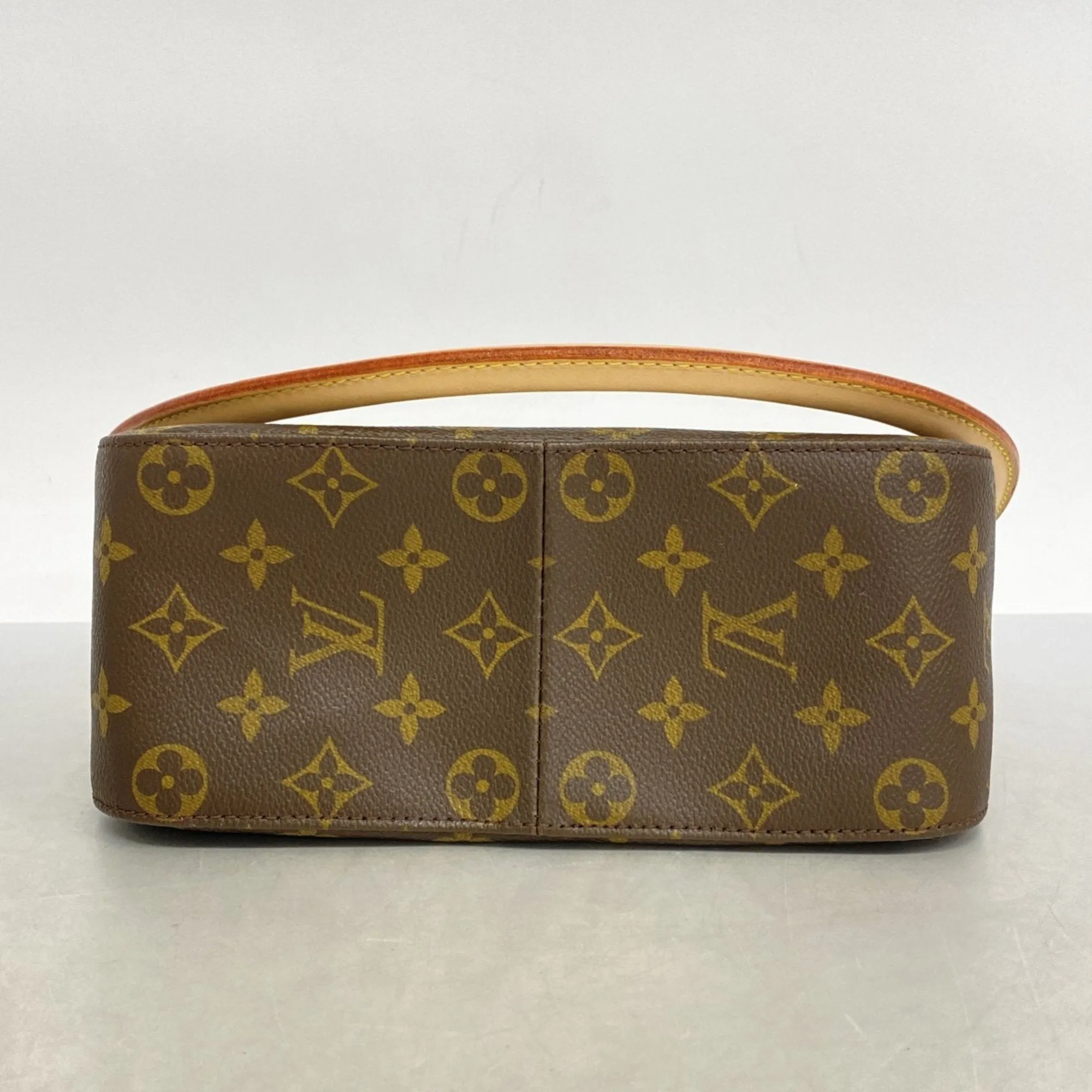 Louis Vuitton Shoulder Bag (Pre-Owned)
